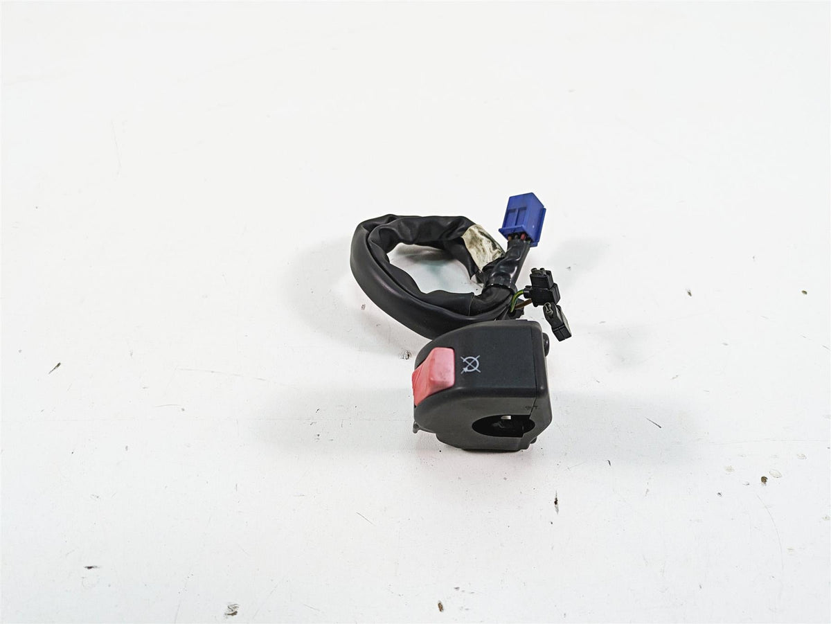 2007 Yamaha R1 YZFR1 Right Hand Kill Start Control Switch 4C8-83973-00-00 {{ shop.shopifyCountryName }} - Mototech271
