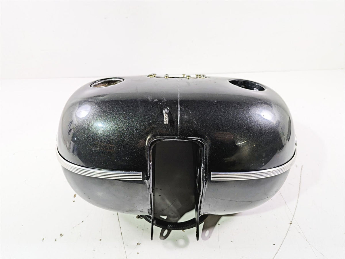 2005 Harley Softail FLSTSCI Heritage Springer Fuel Gas Tank - No Dent 61625-01E {{ shop.shopifyCountryName }} - Mototech271