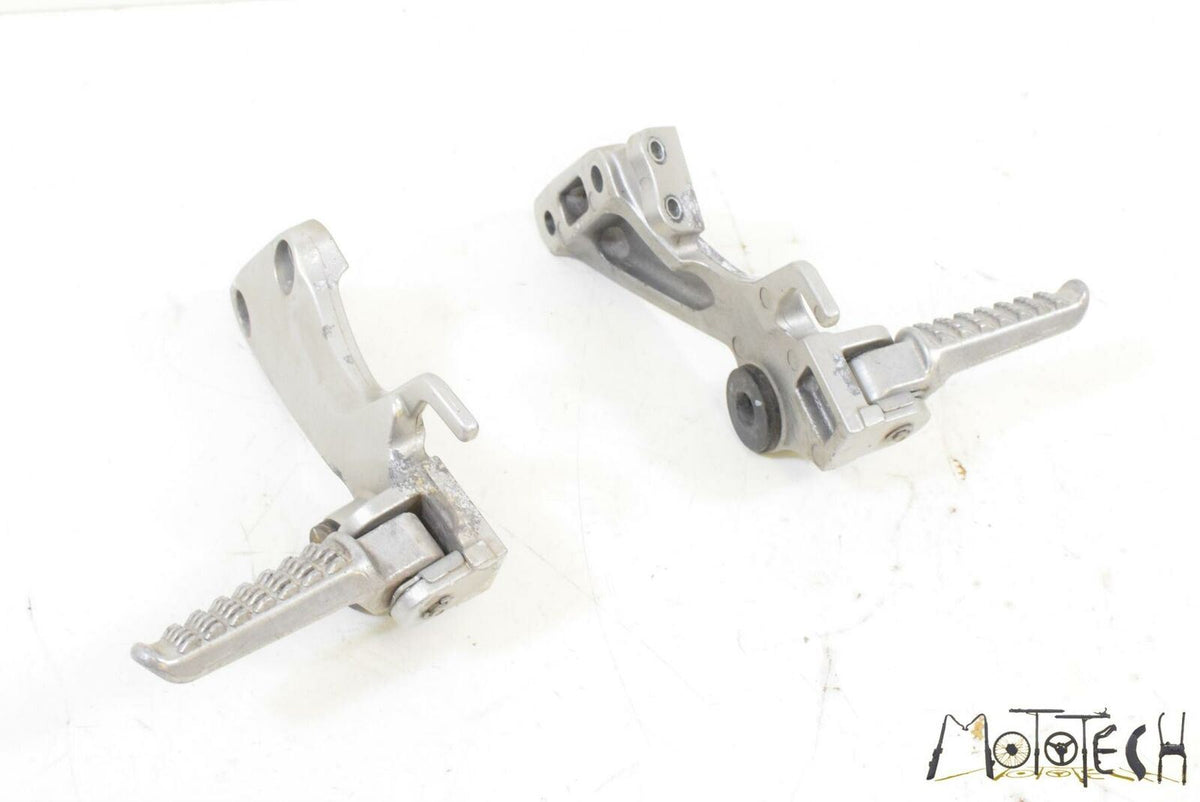 2005 Kawasaki ZZR1200 ZX1200 Rear Footpeg Peg Rest Set 35063-1219-458 {{ shop.shopifyCountryName }} - Mototech271