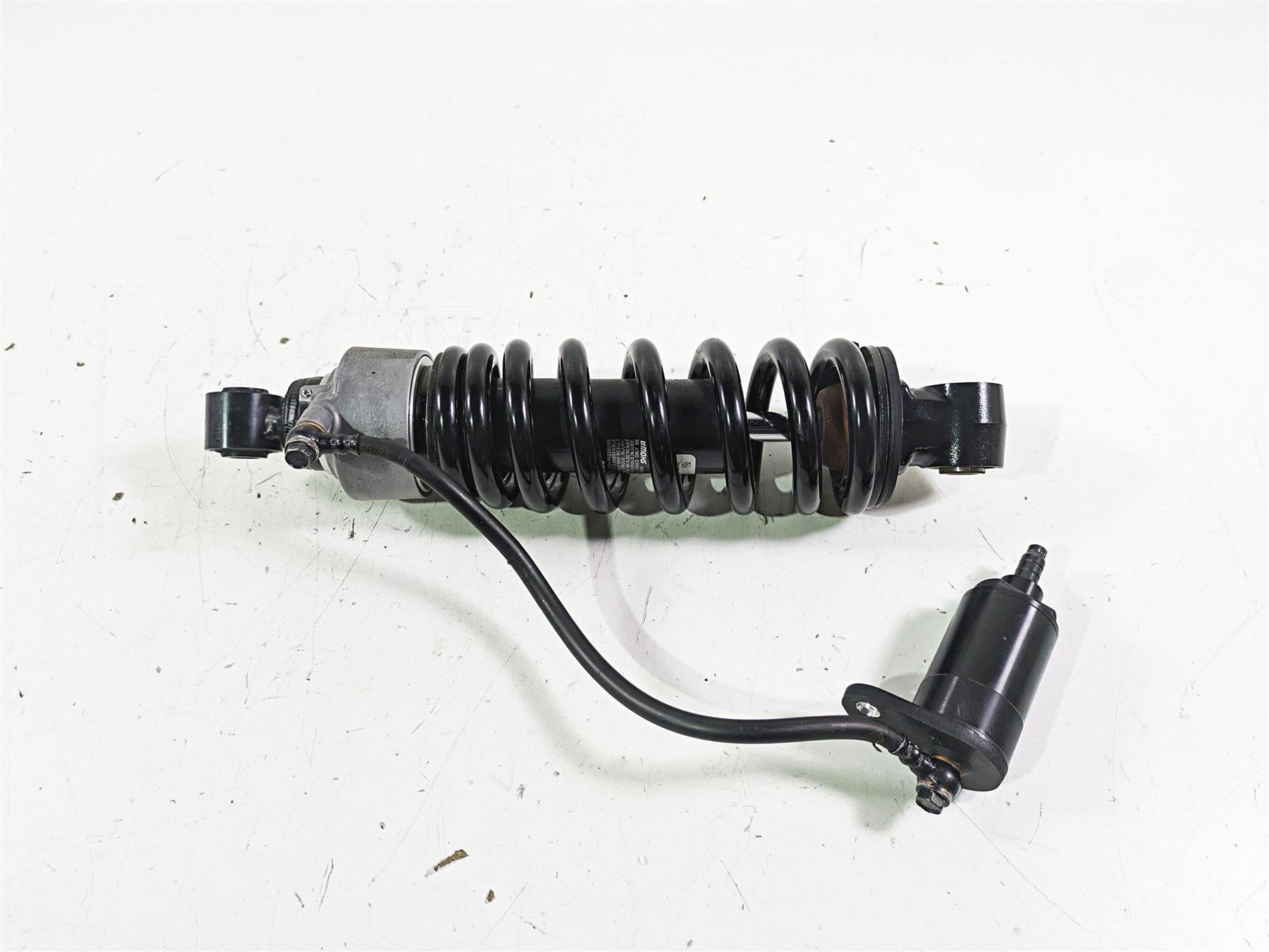 2019 Harley FLHCS Softail Heritage Showa Rear Shock Damper 56mm 54000138 {{ shop.shopifyCountryName }} - Mototech271