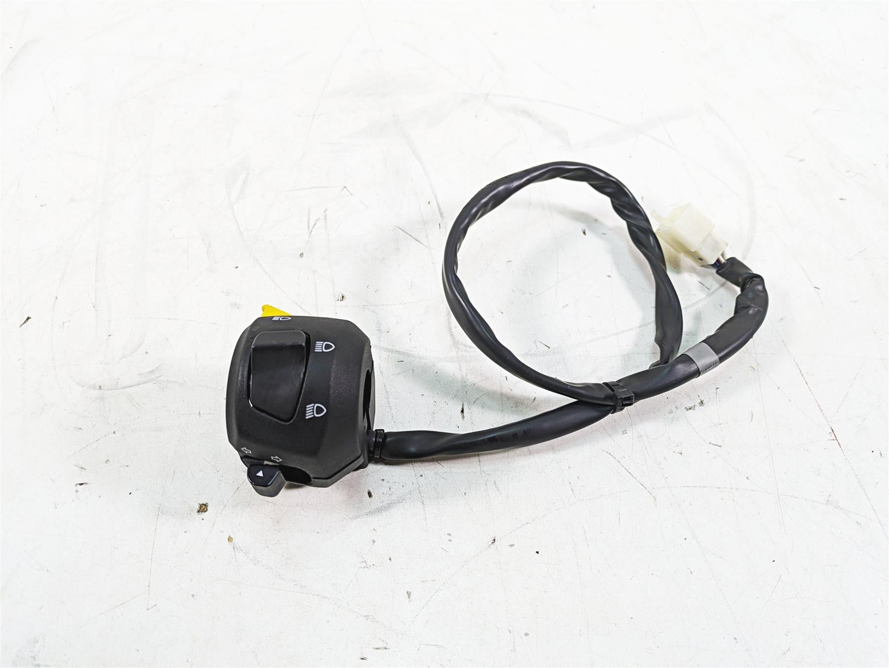 2013 Moto Guzzi V7 750 Stone domino Left Hand Light Control Switch 887822 {{ shop.shopifyCountryName }} - Mototech271