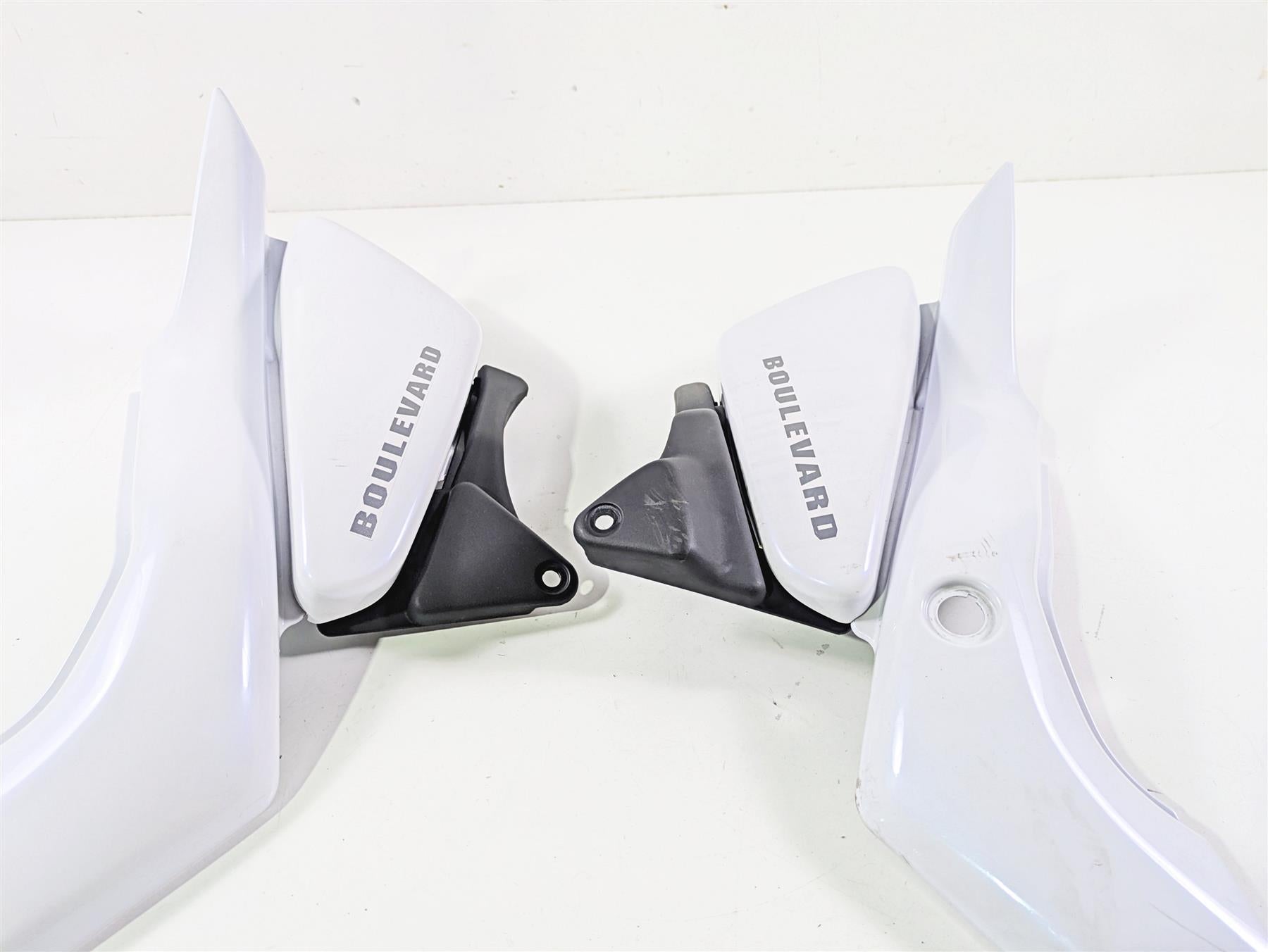 2019 Suzuki M109R VZR1800 Boulevard Side Cover Fairings 63171-48G51 47210-48GF0 {{ shop.shopifyCountryName }} - Mototech271