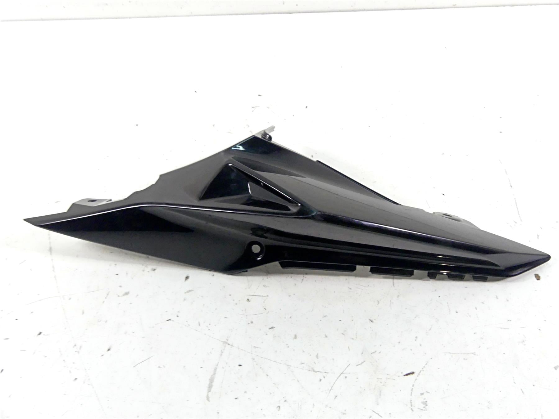 2018 BMW S1000RR K46 Left Side Tail Fairing Cover Plastic 46628525363 | Mototech271