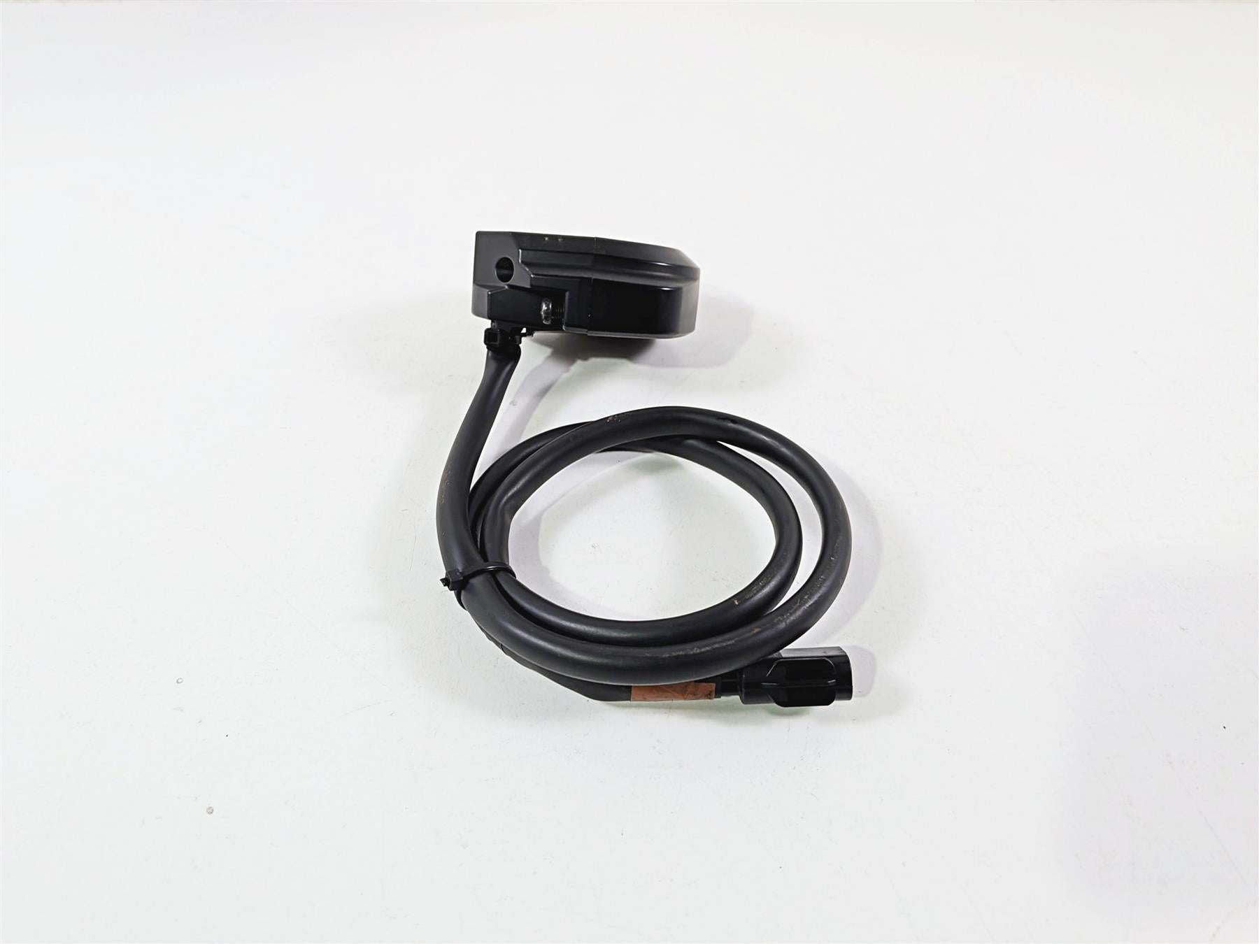 2022 Triumph Tiger 900 GT Pro Ride Fly By Wire Throttle Grip Sensor T2042074 {{ shop.shopifyCountryName }} - Mototech271