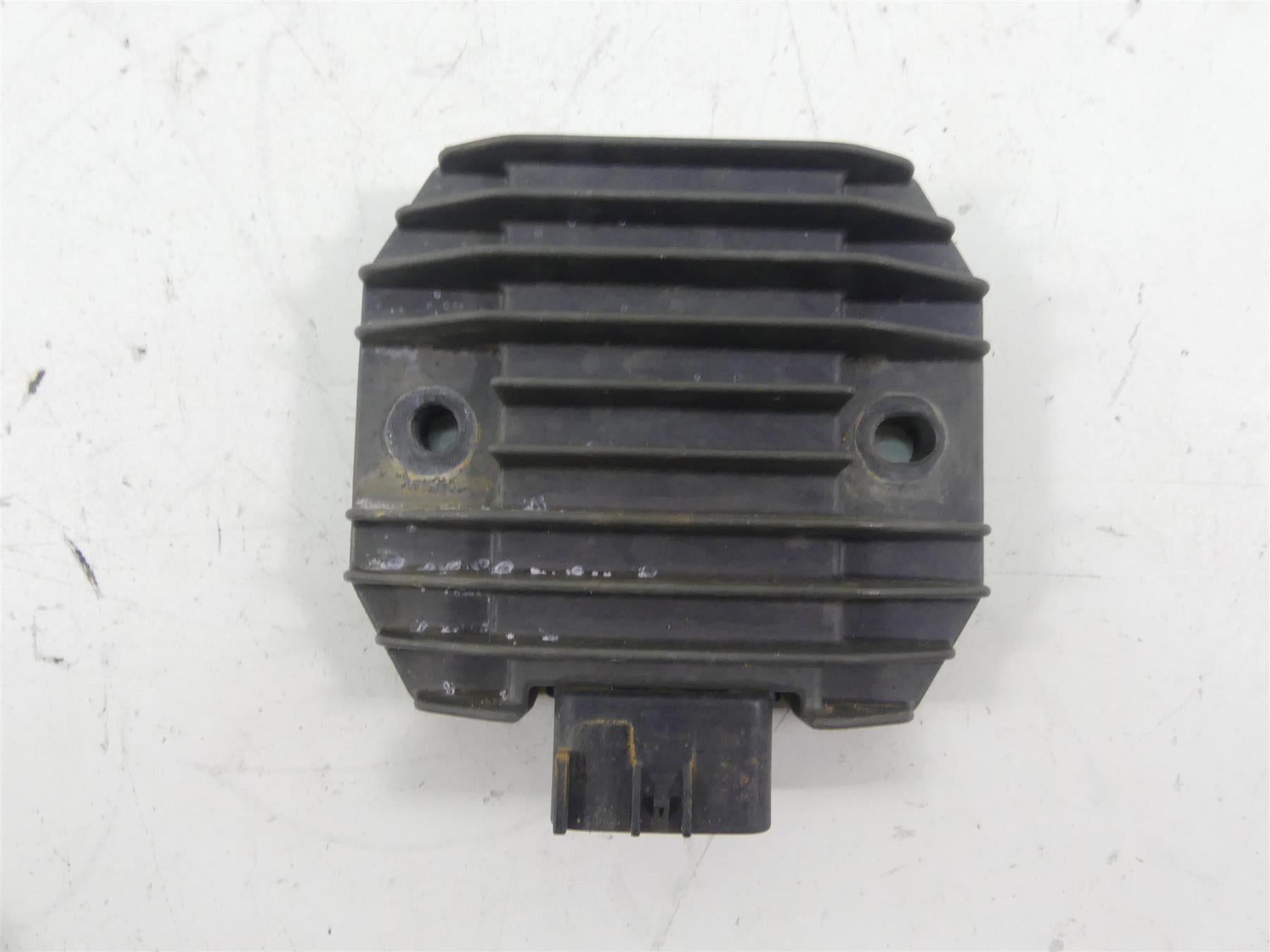 2020 Yamaha YFM 700 Raptor Rectifier Voltage Regulator 5BN-81960-00-00 SH650D-11 {{ shop.shopifyCountryName }} - Mototech271