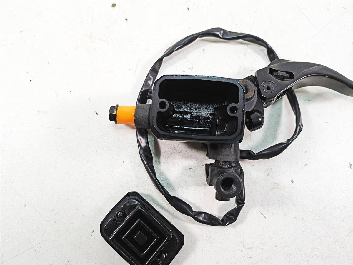 2020 Ducati Scrambler 1100 Sport Pro Front Brake Master Cylinder 62441261A {{ shop.shopifyCountryName }} - Mototech271