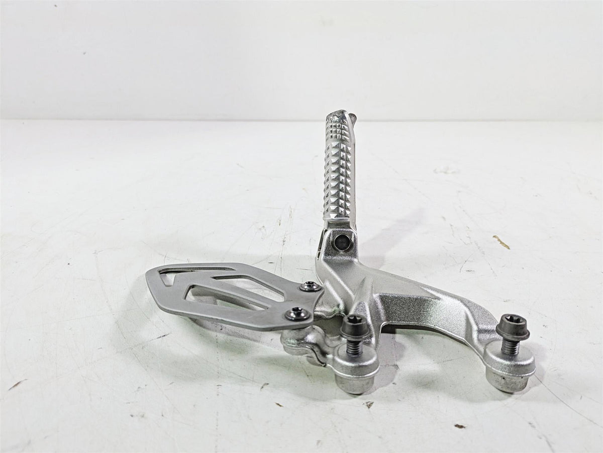 2016 BMW S1000RR K46 Left Foot Peg Set & Mount 46717728307 {{ shop.shopifyCountryName }} - Mototech271
