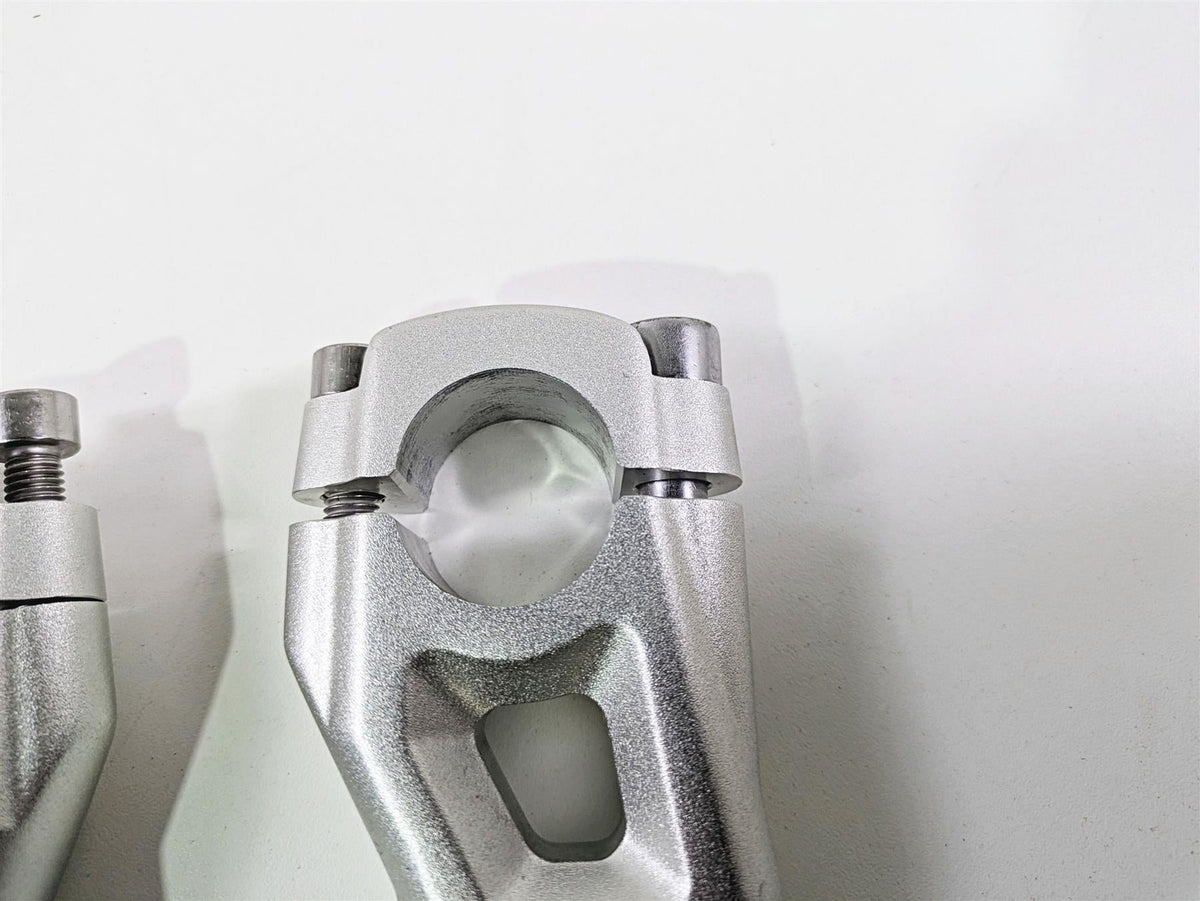 2024 Triumph Tiger 900 GT Handlebar Riser Holder Clamp Set T2040813 {{ shop.shopifyCountryName }} - Mototech271