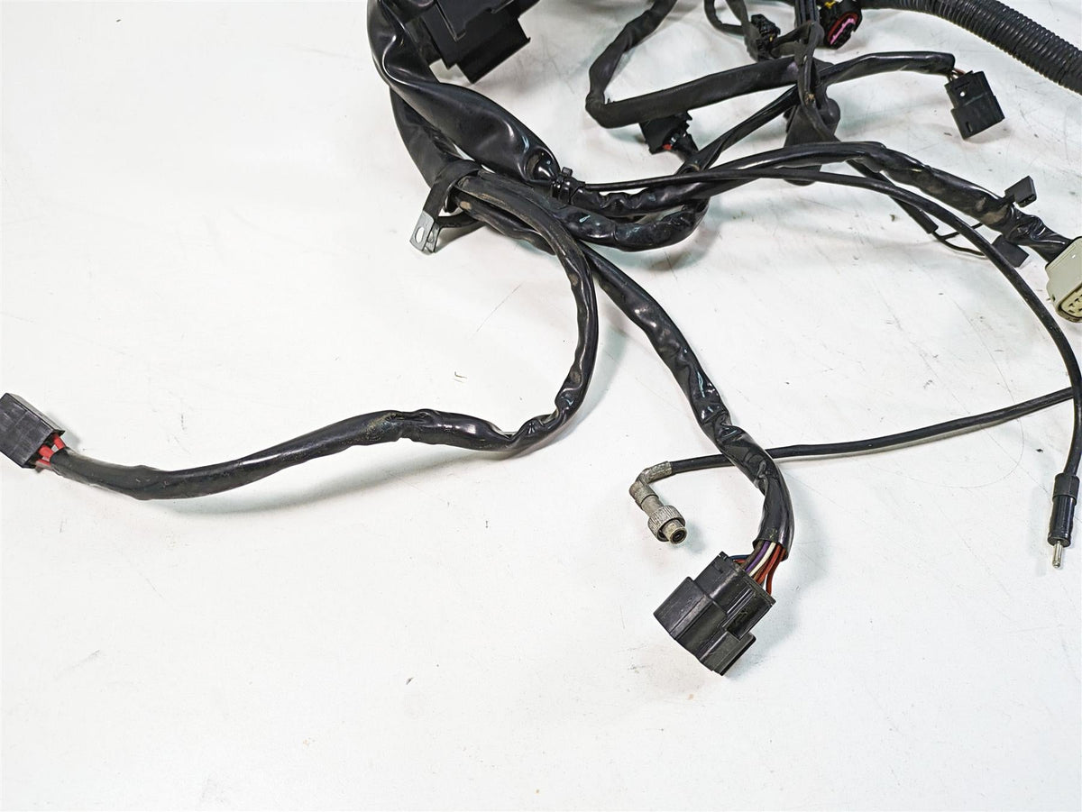 2013 Harley Touring FLHX Street Glide Main Wiring Harness Loom - No Abs 69200300 {{ shop.shopifyCountryName }} - Mototech271