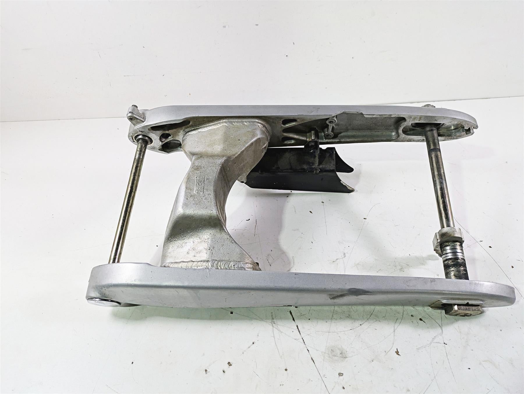 2004 Victory Kingpin Rear Swingarm Swing Arm Axle Set 1014408 1014408 {{ shop.shopifyCountryName }} - Mototech271