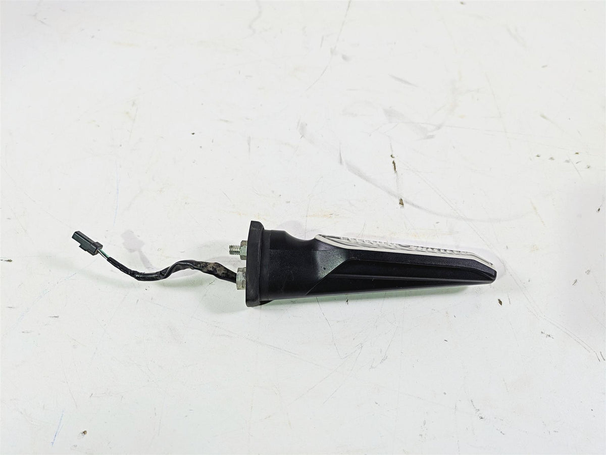 2020 Suzuki V-Strom 1050 XT Right Front Turn Signal Blinker 35601-06L00 {{ shop.shopifyCountryName }} - Mototech271