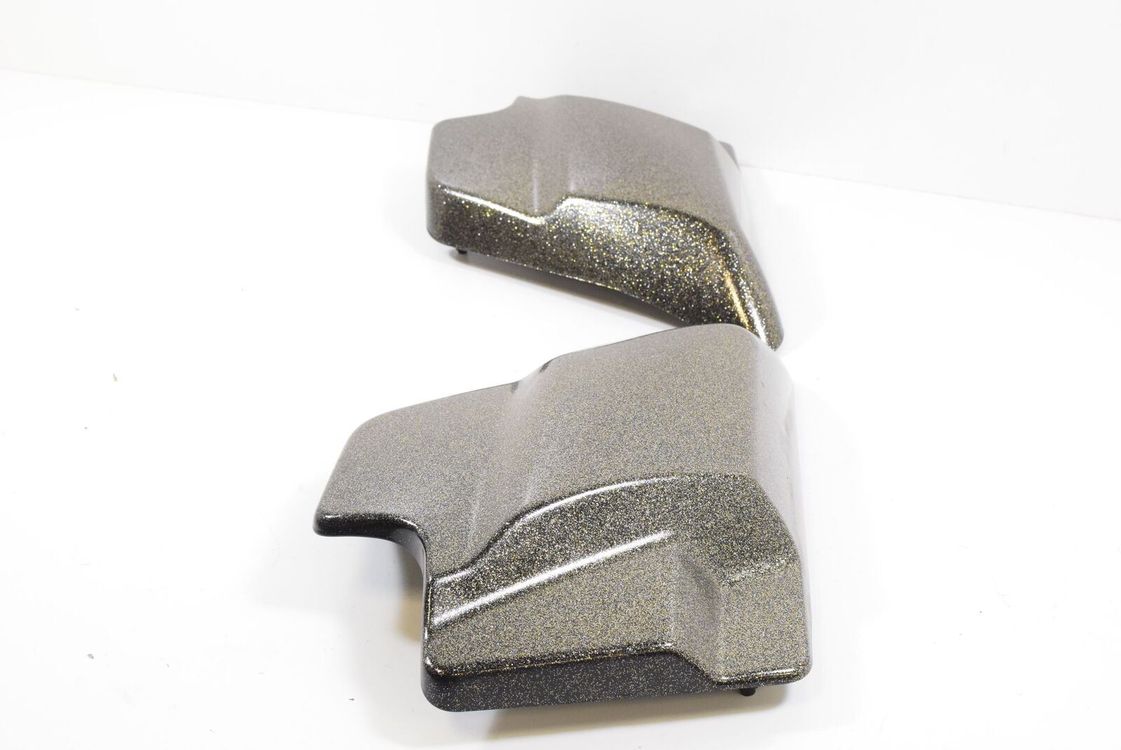 2016 Harley Touring FLHXS Street Glide Special L+R Side Cover SET 57200072EAI {{ shop.shopifyCountryName }} - Mototech271