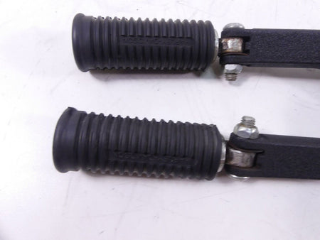 2008 Harley FXDF Dyna Fat Bob Rear Footpeg Foot Peg Rest Set 49230-06 49224-06A {{ shop.shopifyCountryName }} - Mototech271