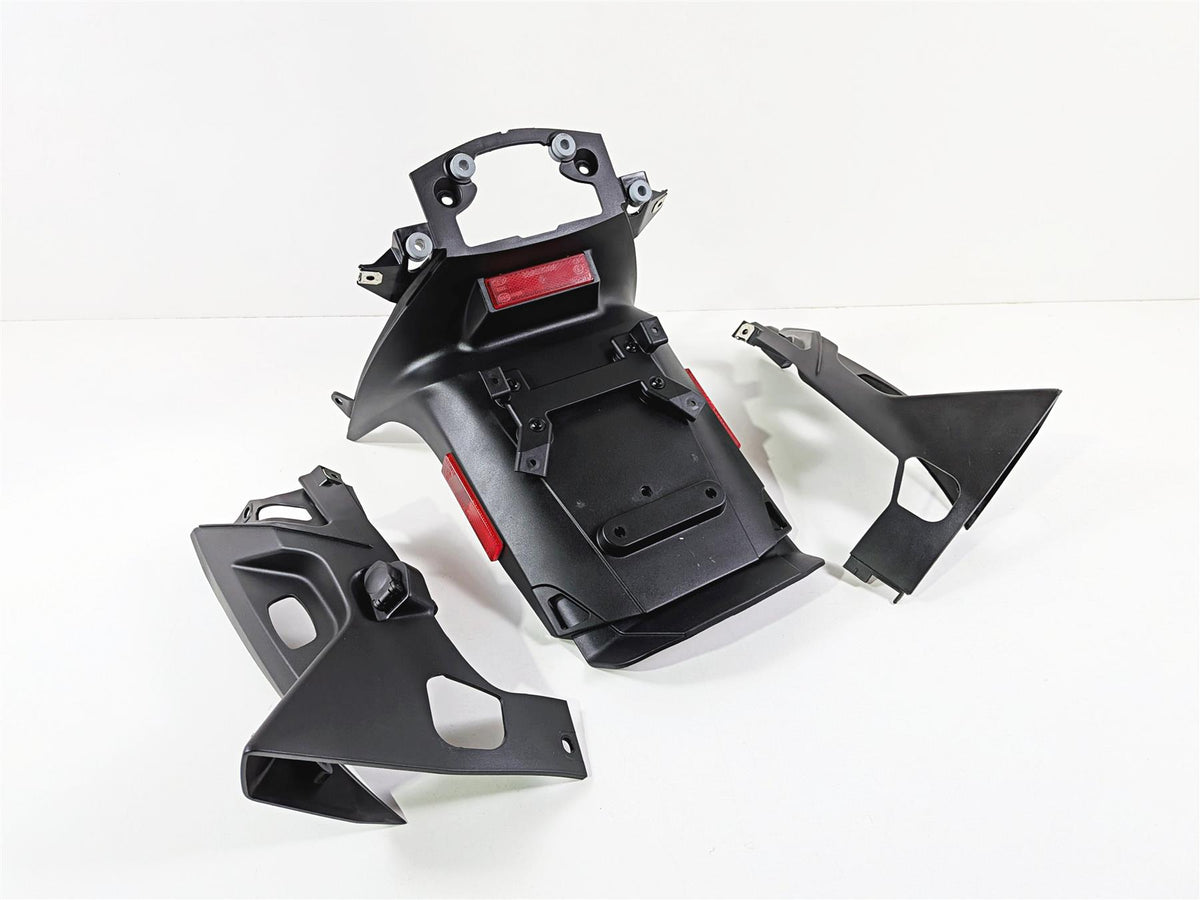 2023 BMW R1250RT RTP K52 Tail Light & Plate Holder Cover Fairings 46627691240 {{ shop.shopifyCountryName }} - Mototech271