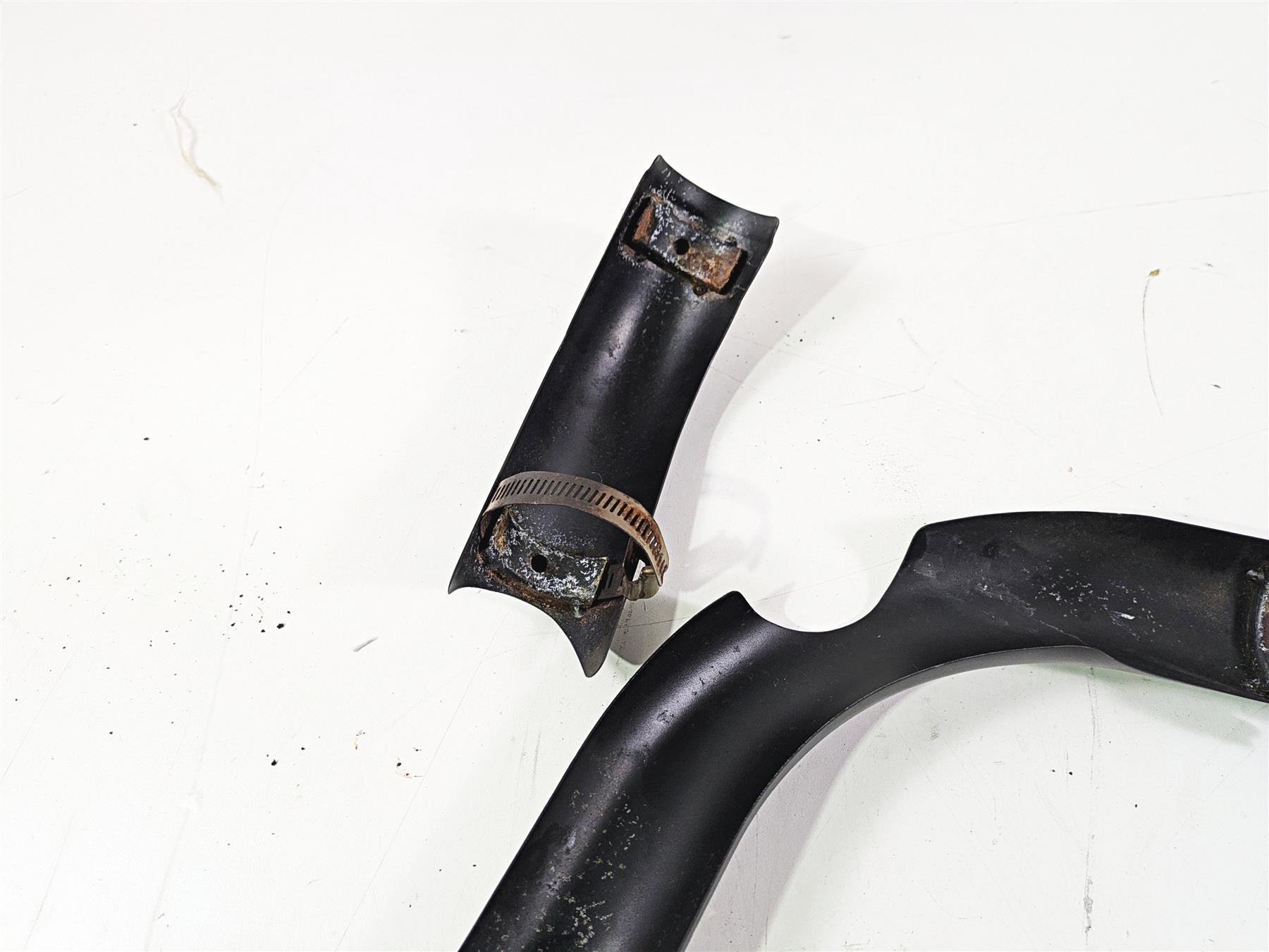 2018 Indian Chieftain Limited Black Exhaust Header Heatshield Set 1262531 {{ shop.shopifyCountryName }} - Mototech271