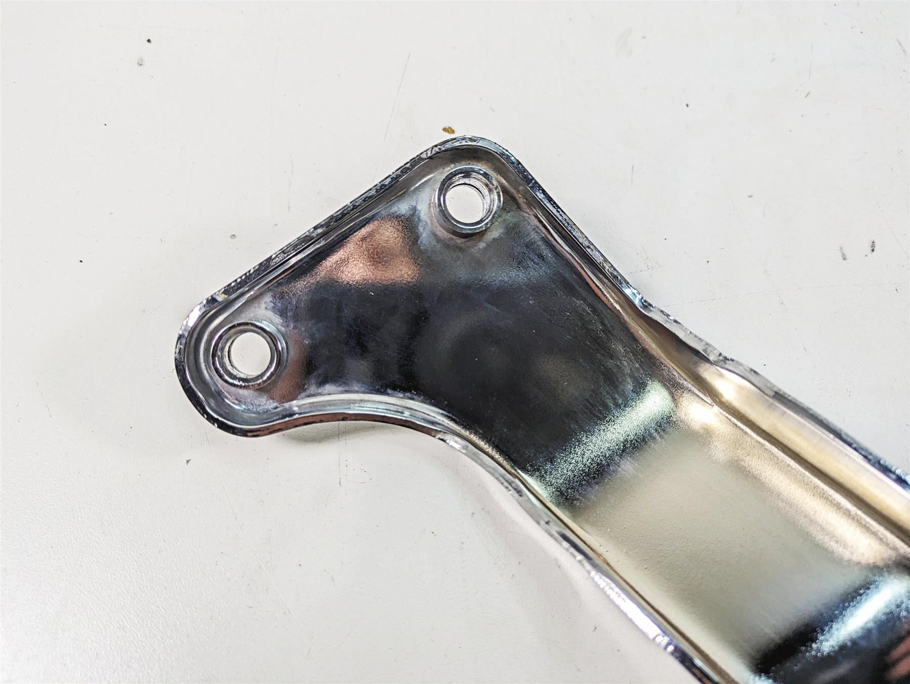 2000 Harley FXSTS Softail Springer Left Rear Fender Strut Cover 59969-00 {{ shop.shopifyCountryName }} - Mototech271
