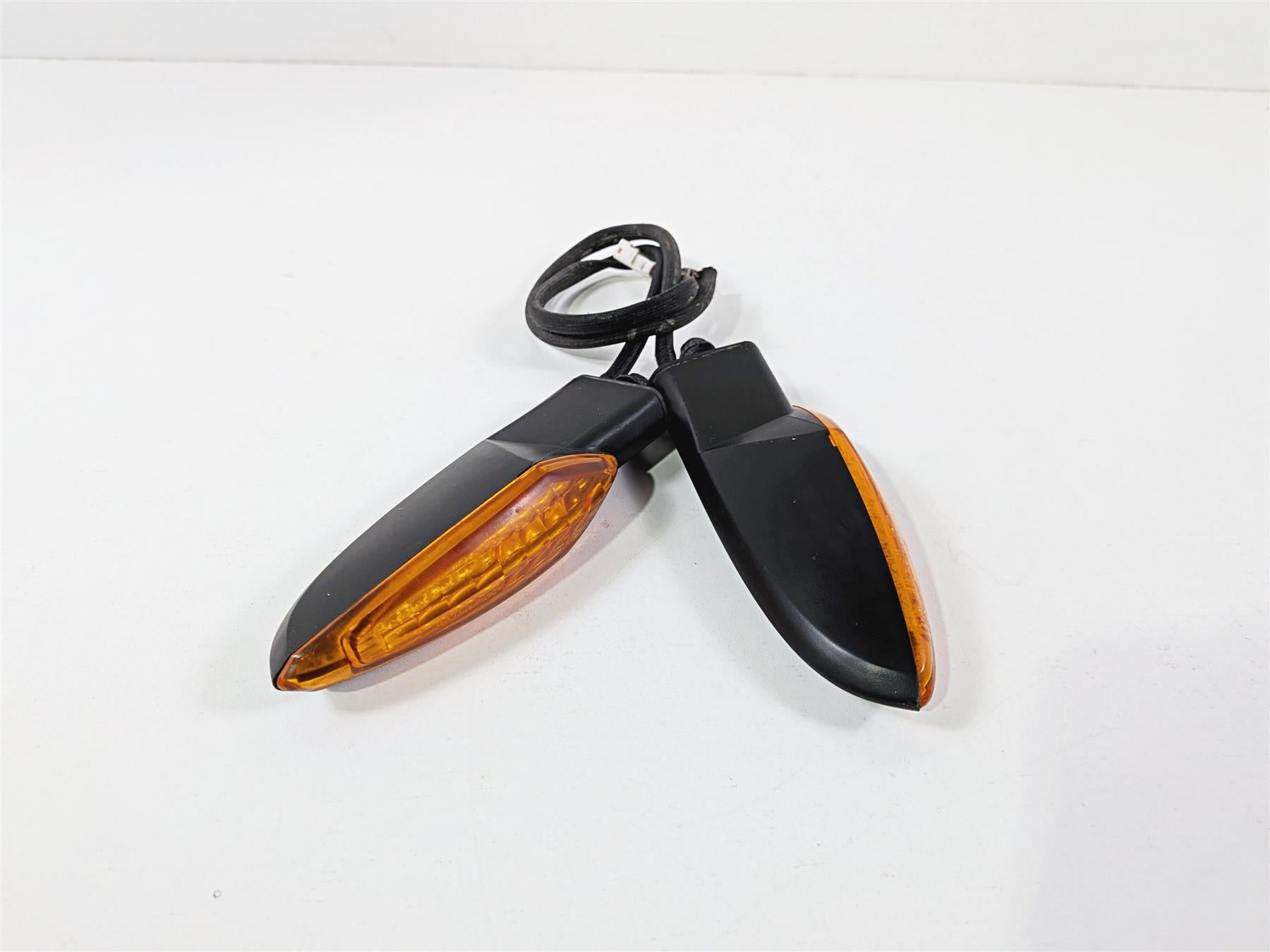 2016 Victory Cross Country Front Black Blinker Turn Signal Set 2411114 {{ shop.shopifyCountryName }} - Mototech271