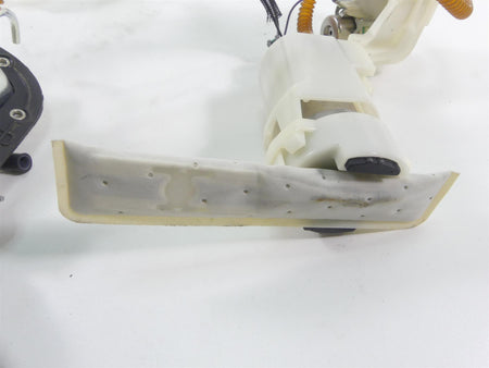 2013 Harley FXDWG Dyna Wide Glide Fuel Gas Petrol Pump & Sending Unit 75246-04 {{ shop.shopifyCountryName }} - Mototech271