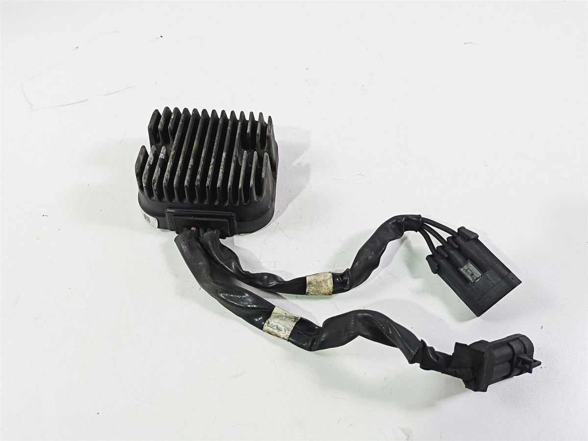 2018 Indian Springfield Dark Horse Rectifier Voltage Regulator 4014300 {{ shop.shopifyCountryName }} - Mototech271