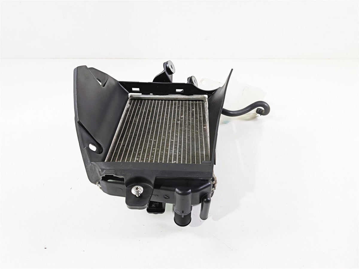 2021 BMW R1250GS K51 Adventure Right Radiator Fan Cover Set 17118546416-Mototech271