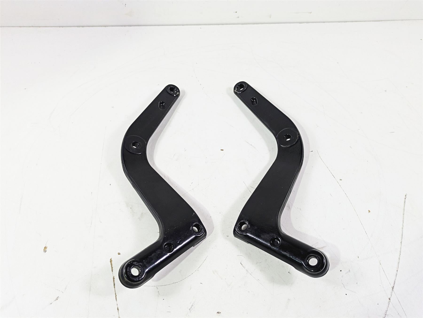 2008 Harley FLSTC 105TH Softail Heritage Rear Black Fender Mount Set 47802-08