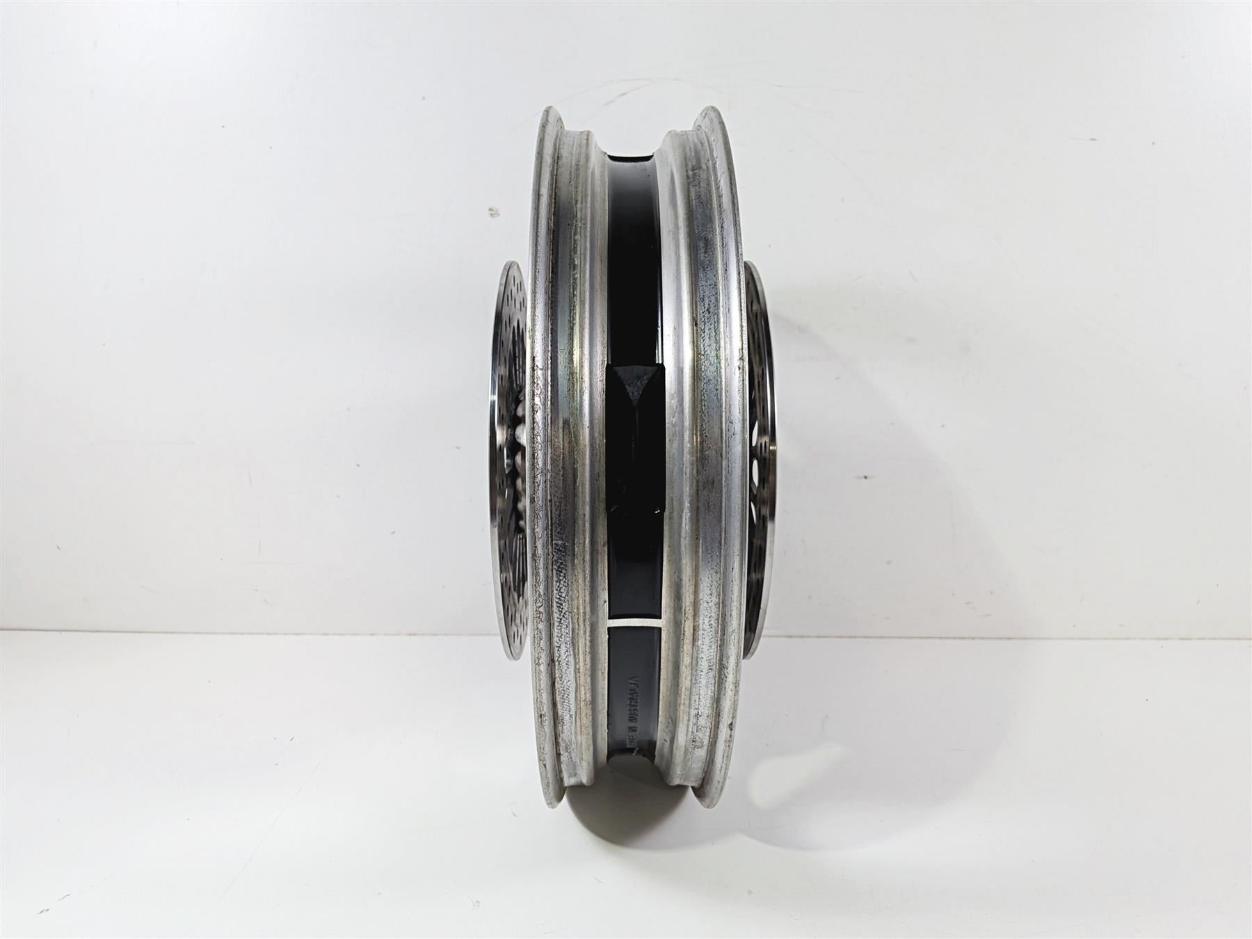 Harley Touring Electra Street Glide Road King Front Wheel Rim 18x3.5 43300163 {{ shop.shopifyCountryName }} - Mototech271
