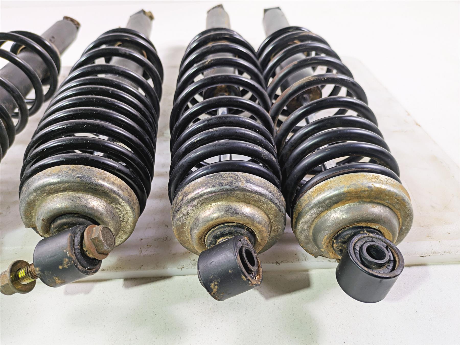 2011 Can-Am Outlander 650 4X4 XT Front Rear Shock Set - Read 706201110 706000792 {{ shop.shopifyCountryName }} - Mototech271