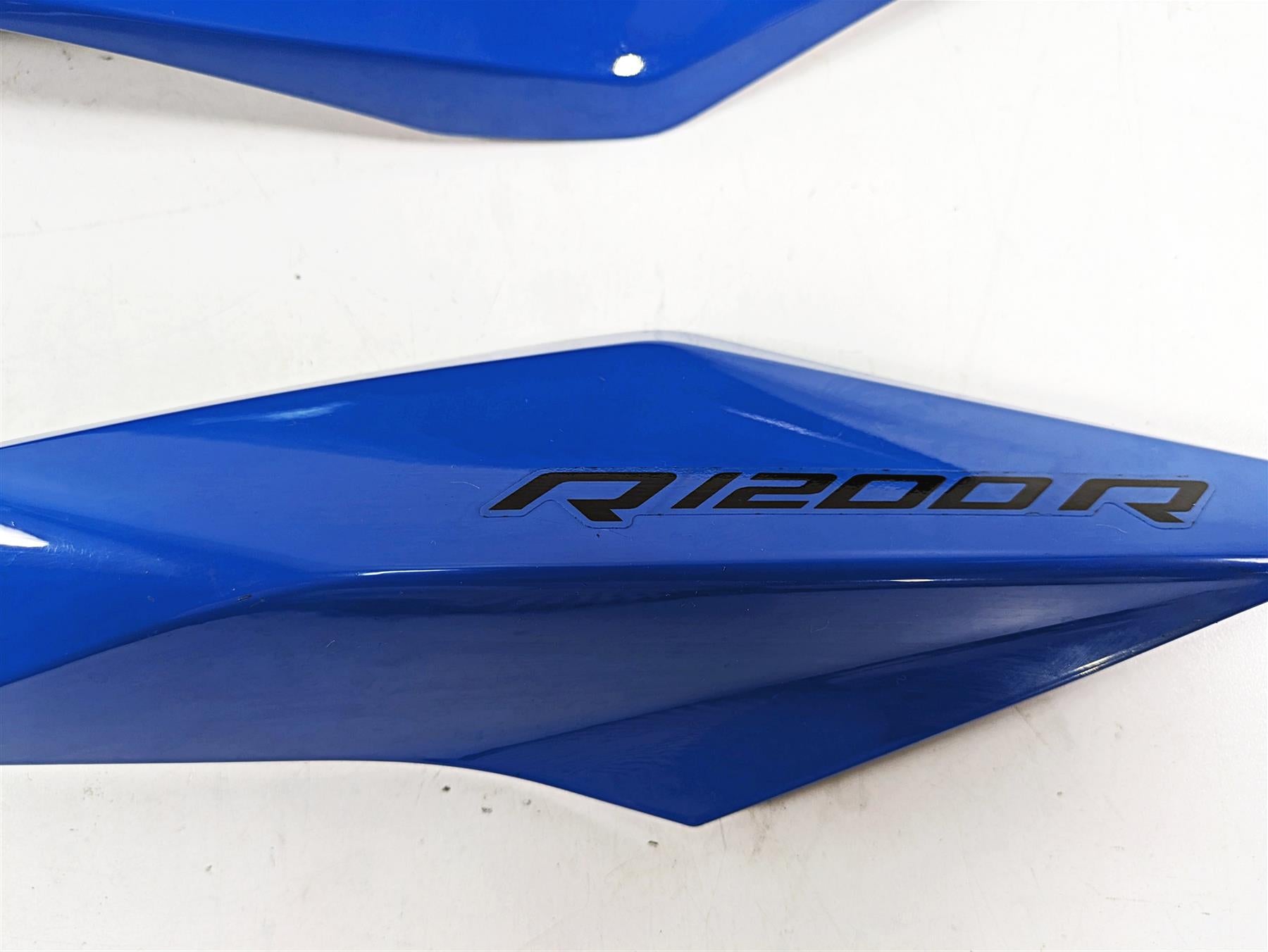 2016 BMW R1200R K53 Tail Side Cover Fairing Set 46638534279 46638534280 {{ shop.shopifyCountryName }} - Mototech271