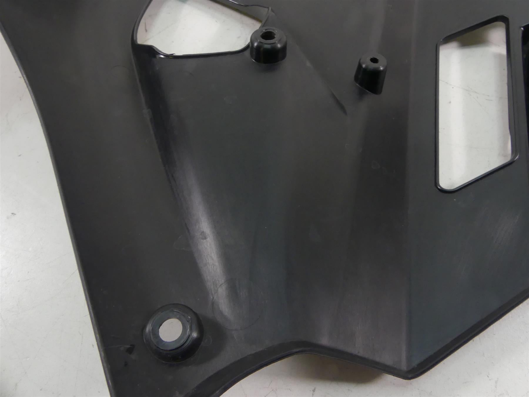 2021 Aprilia RS 660 Left Side Black Fairing Cover Cowl Guard 2B006621 {{ shop.shopifyCountryName }} - Mototech271