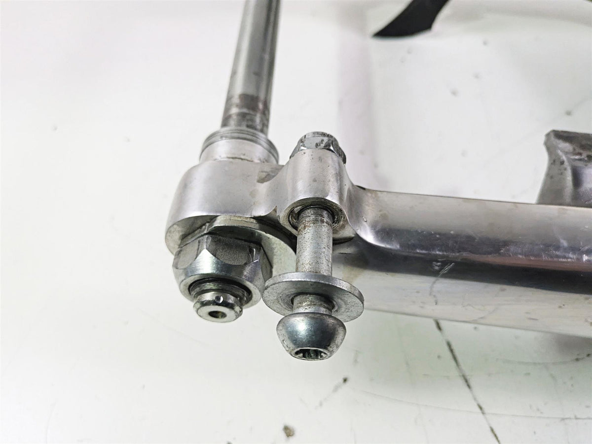 2012 Harley VRSCF Muscle V Rod Swingarm Swing Arm & Guards 48606-07A {{ shop.shopifyCountryName }} - Mototech271