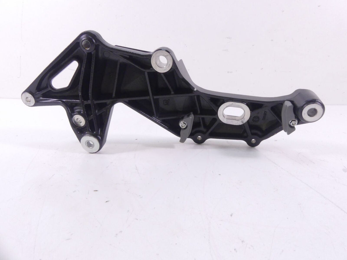 2013 Mv Agusta F4RR Left Frame To Swingarm Bracket Mount Wall 8AC0B3477 {{ shop.shopifyCountryName }} - Mototech271