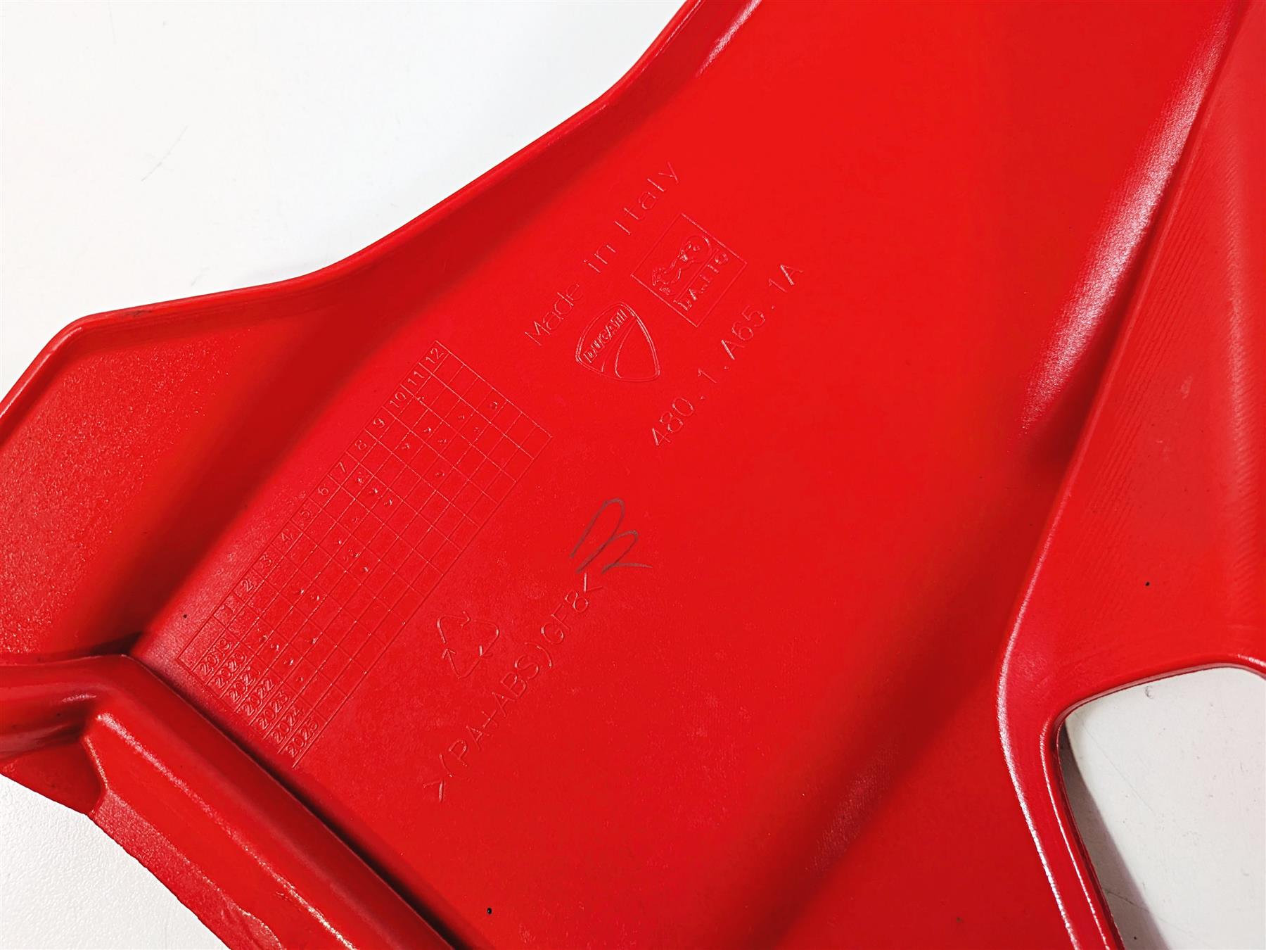 2023 Ducati Streetfighter V4 Red Lower Oil Cooler Cover Fairing Set 4801A651A-Mototech271
