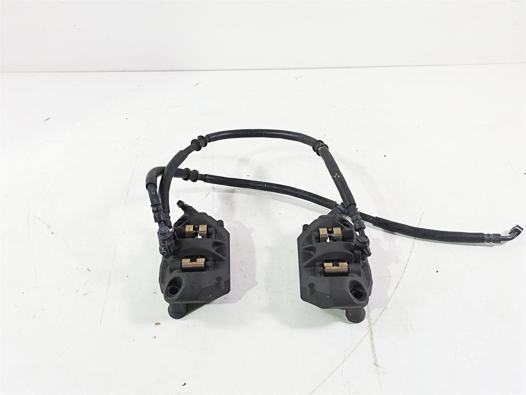 2020 Kawasaki ZX6R Ninja Front Brake Caliper Set Nissin 108mm 43080-0111-DJ {{ shop.shopifyCountryName }} - Mototech271