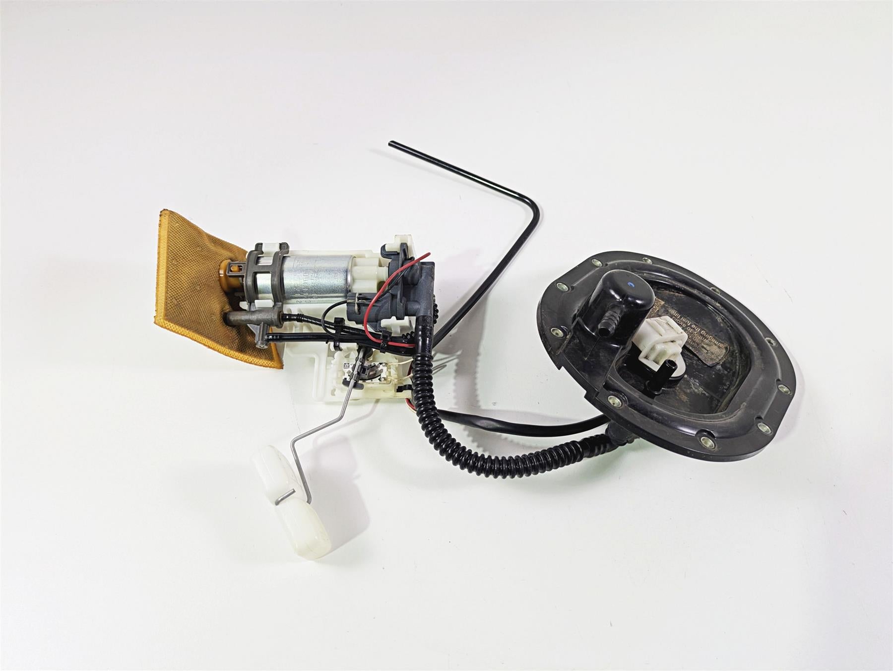 2018 Indian Springfield Dark Horse Fuel Gas Petrol Pump - Tested 2521787 2522160 {{ shop.shopifyCountryName }} - Mototech271