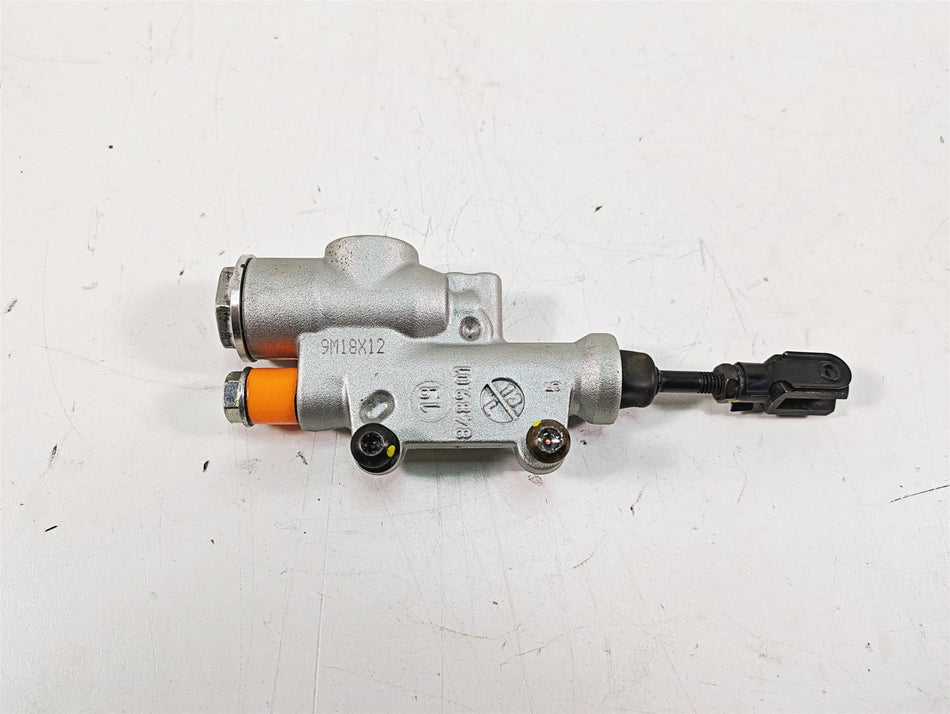 2020 Aprilia Tuono V4 Factory Rear Brembo Brake Master Cylinder B044586 {{ shop.shopifyCountryName }} - Mototech271