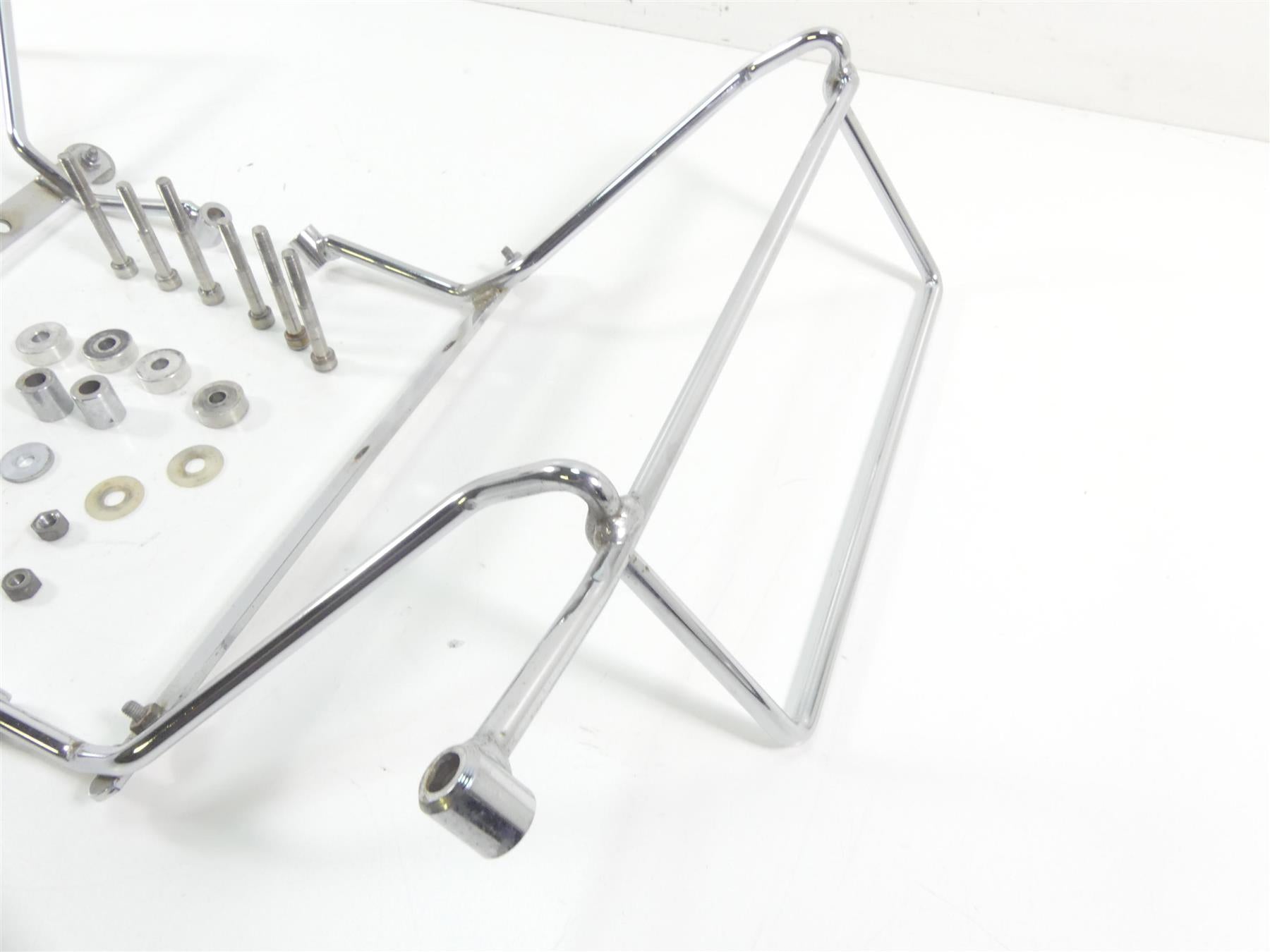2001 Moto Guzzi California Sp 1100 Rear Saddlebag & Holder Set GU97012400000 {{ shop.shopifyCountryName }} - Mototech271