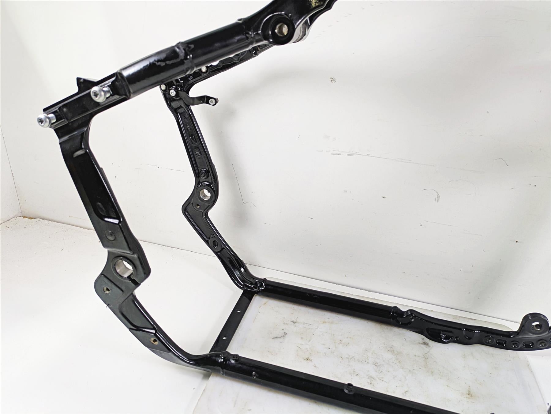 2022 Harley FXLRS Softail Low Rider Straight Main Frame Chassis 30Dgr With Louisiana Salvage Title 47000272A {{ shop.shopifyCountryName }} - Mototech271