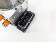 Load image into Gallery viewer, 2016 Harley Touring FLHR Road King  Abs Brake Pump Module Unit 41100013A
