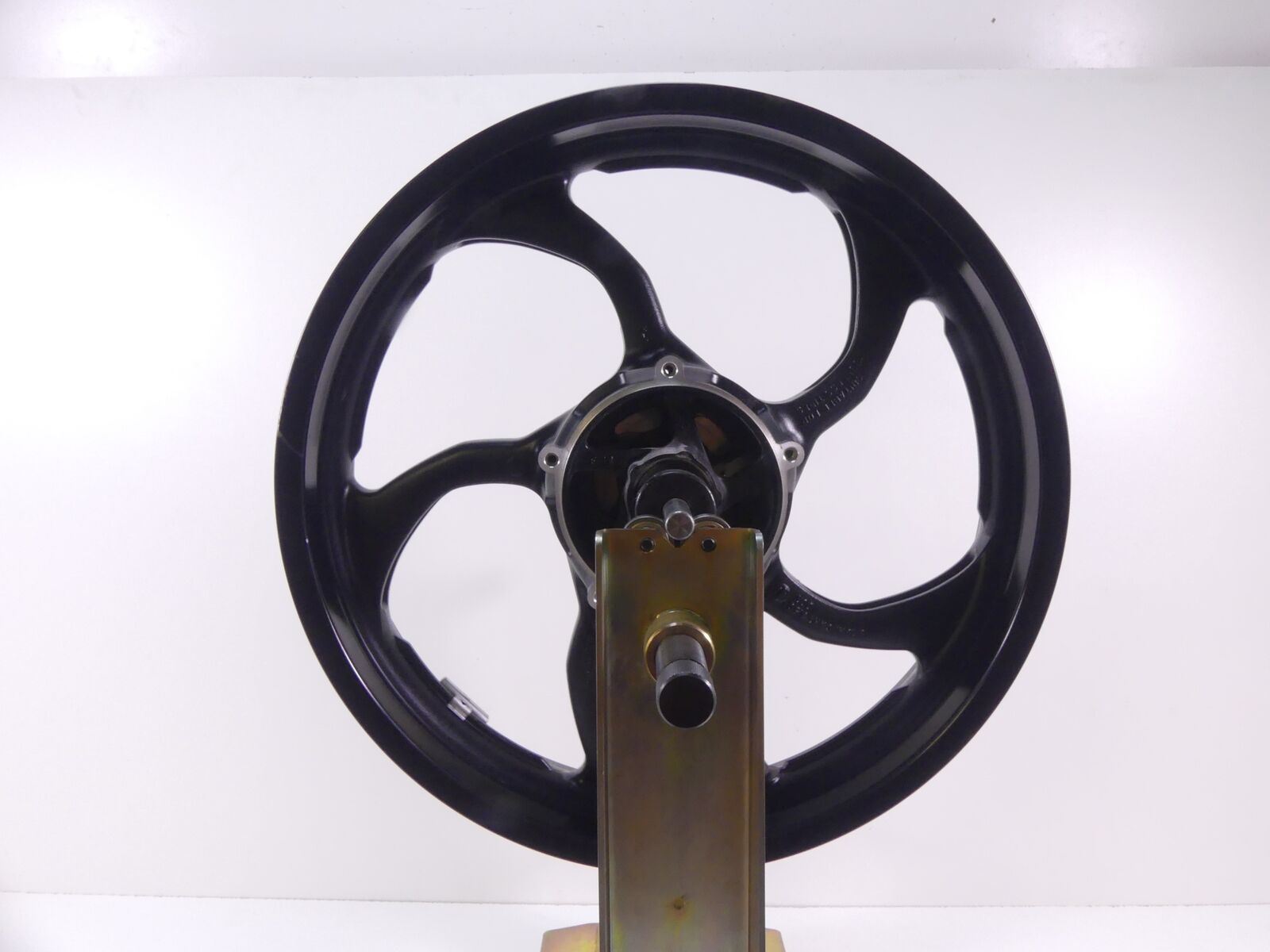 2019 Yamaha VMX17 V-Max 1700 Straight Front Wheel Rim 18x3.5 2S3-25168-00-98