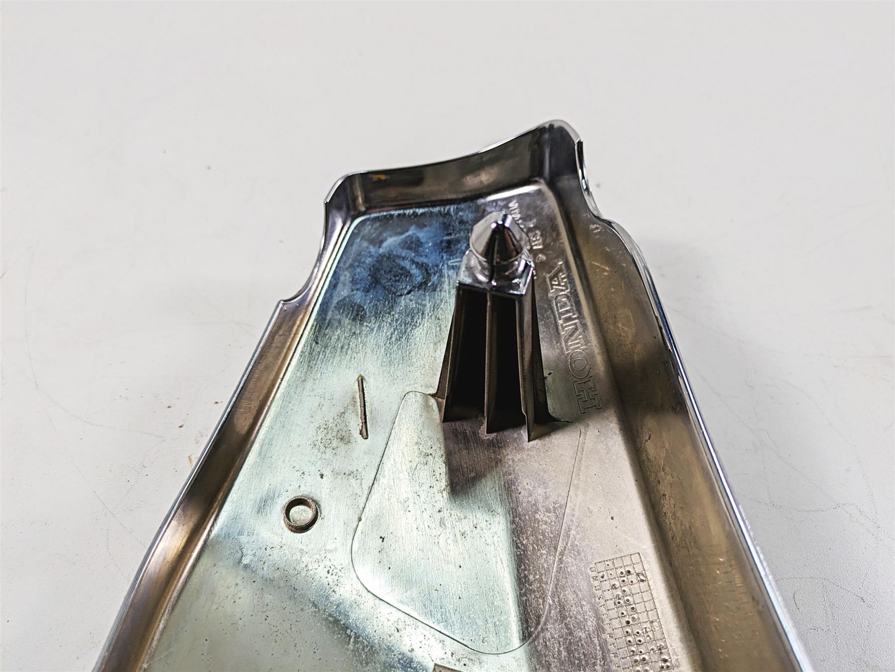 2006 Honda V-Twin VTX1300 R Right Side Chrome Cover Fairing Panel 83520-MEA-670 {{ shop.shopifyCountryName }} - Mototech271