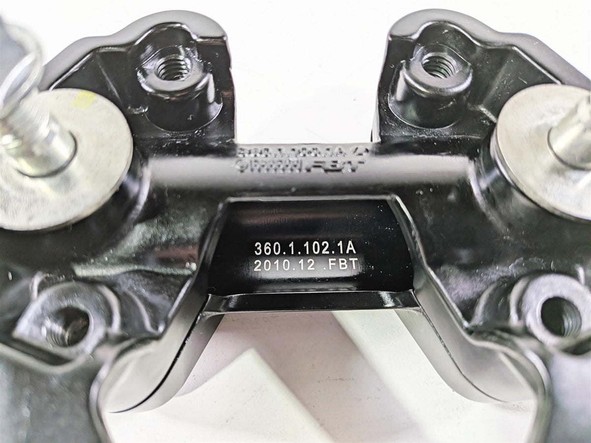 2011 Ducati Streetfighter 1098 S Handlebar Riser Holder Set 36011021A {{ shop.shopifyCountryName }} - Mototech271