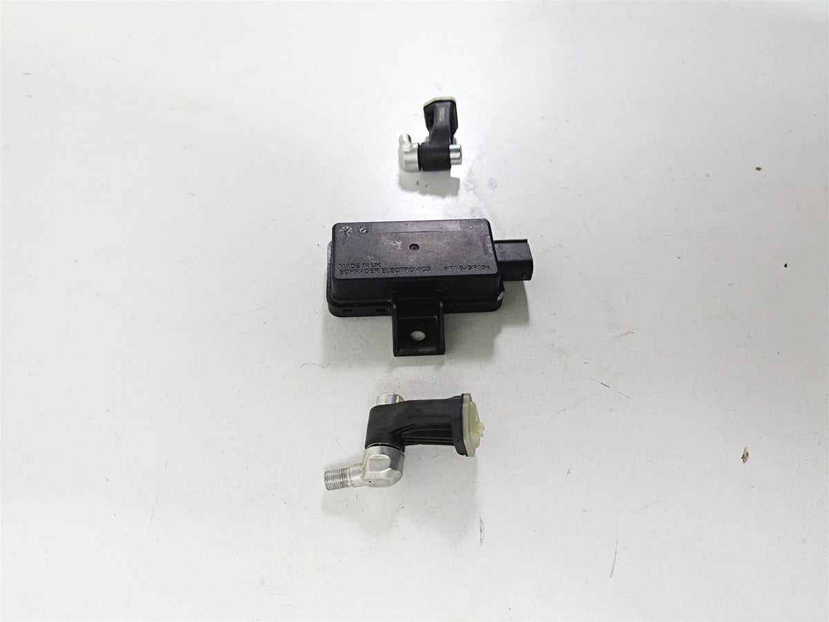 2021 BMW R1250GS K51 Adv Rdc Modul & Tire Pressure Sensor Set READ 65759832031 {{ shop.shopifyCountryName }} - Mototech271