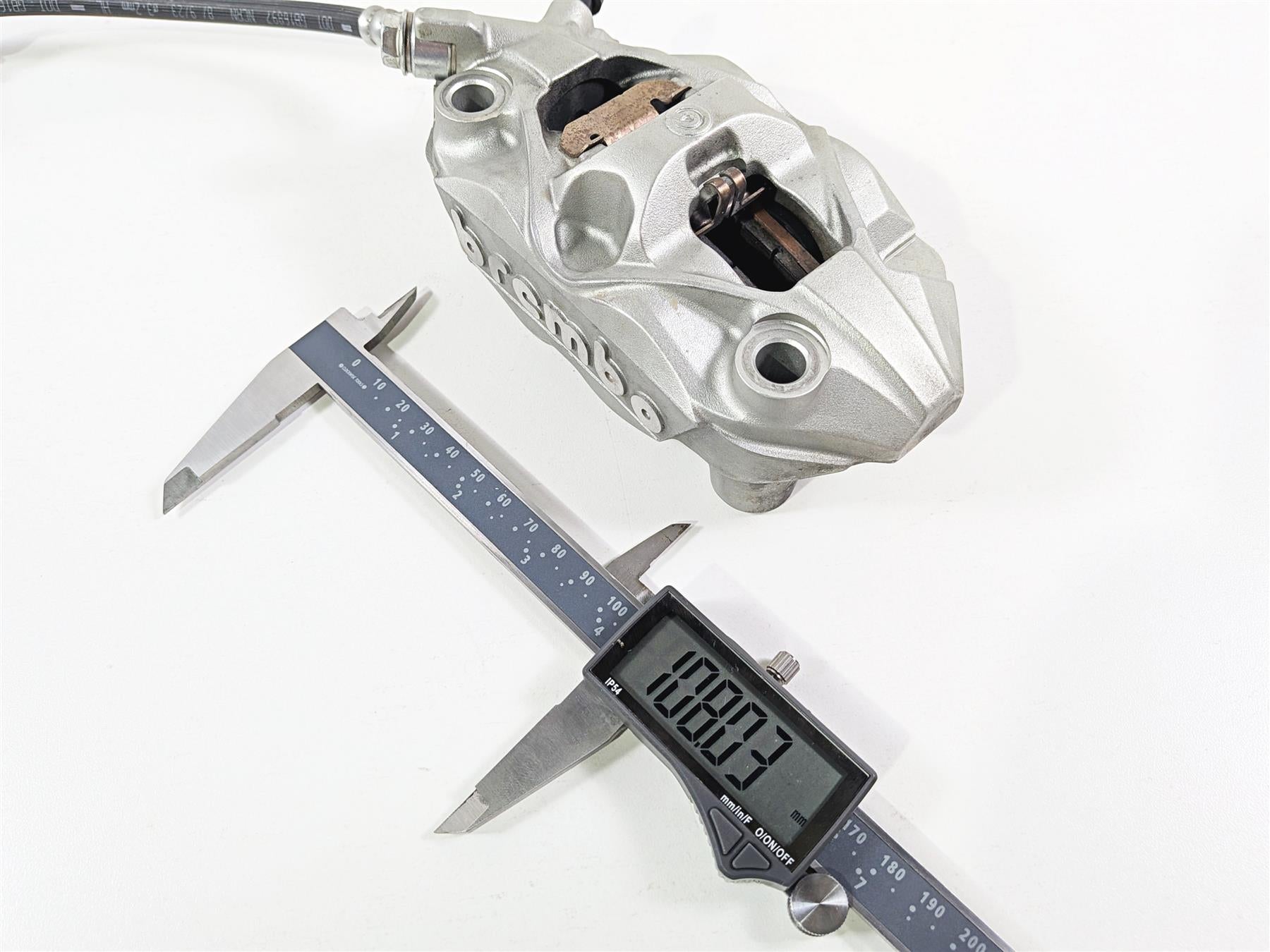 2024 Suzuki GSXR600 Front Brake Caliper Set Brembo 108mm 59300-17K20-999 {{ shop.shopifyCountryName }} - Mototech271