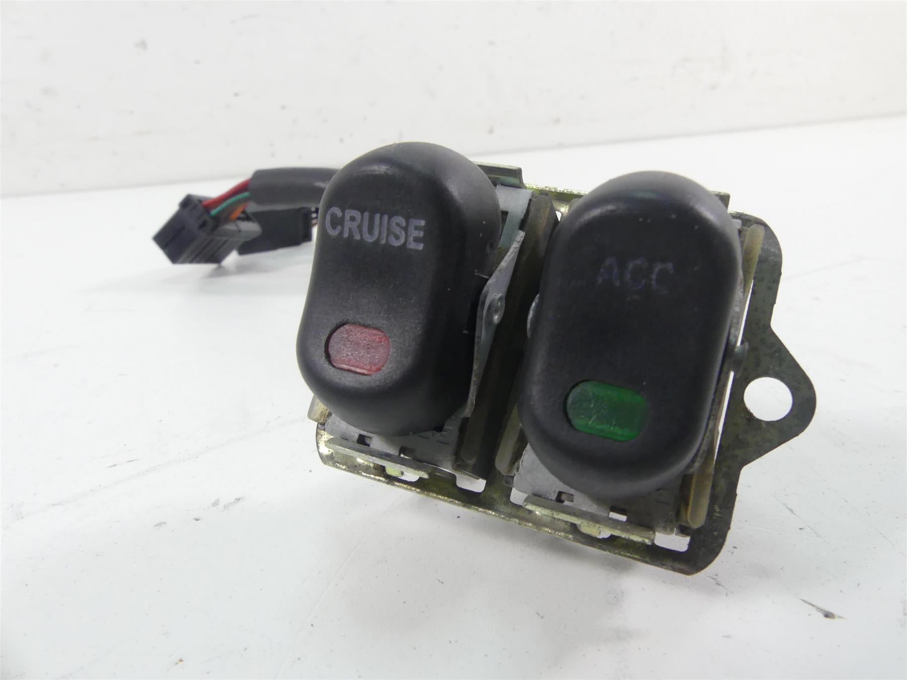 2013 Harley Touring FLTRX Road Glide Auxiliary Cruise Acc Switches Set 71625-04 {{ shop.shopifyCountryName }} - Mototech271