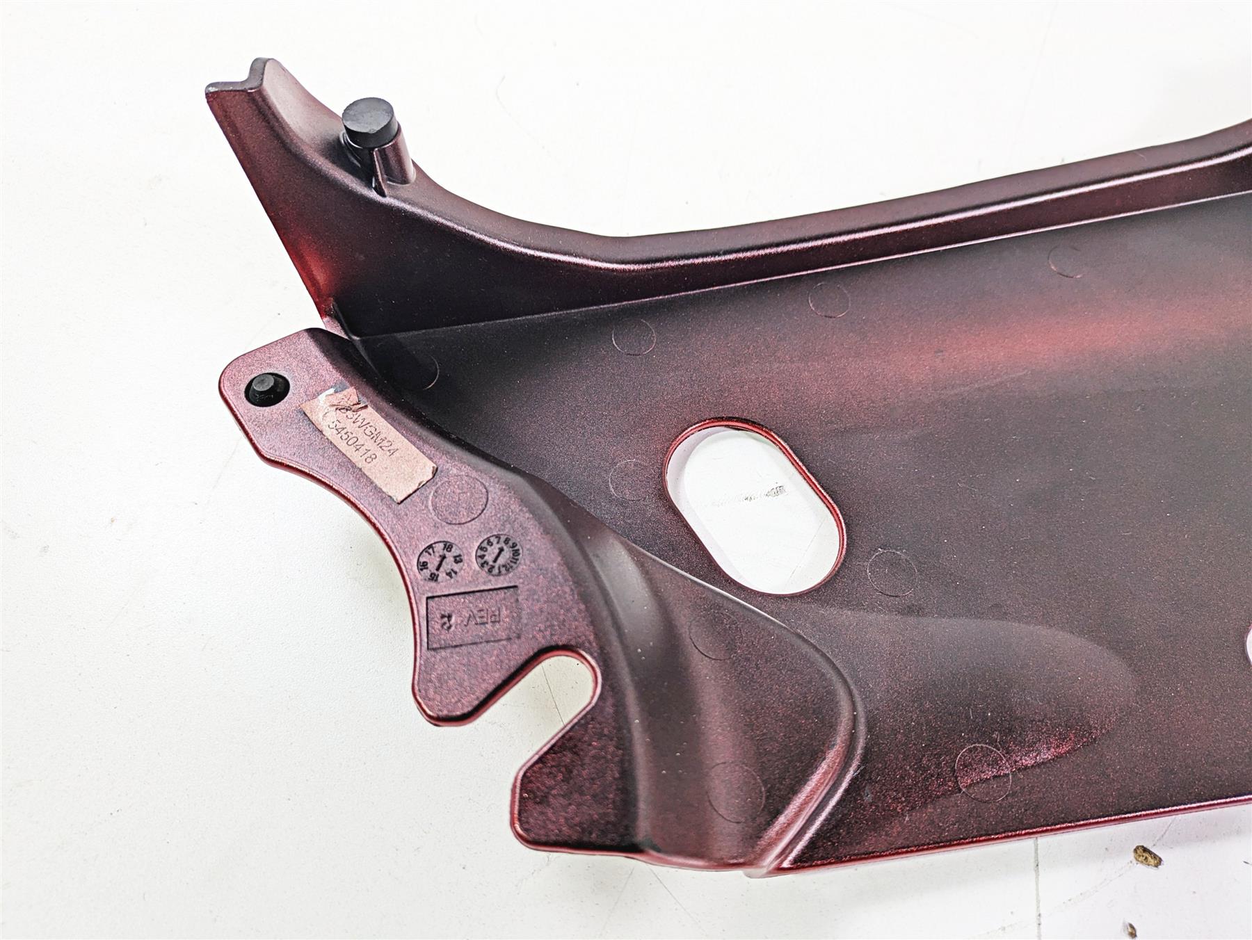 2019 Indian Chieftain Limited Right Lower Side Cover Fairing Ruby Red 5450418 {{ shop.shopifyCountryName }} - Mototech271