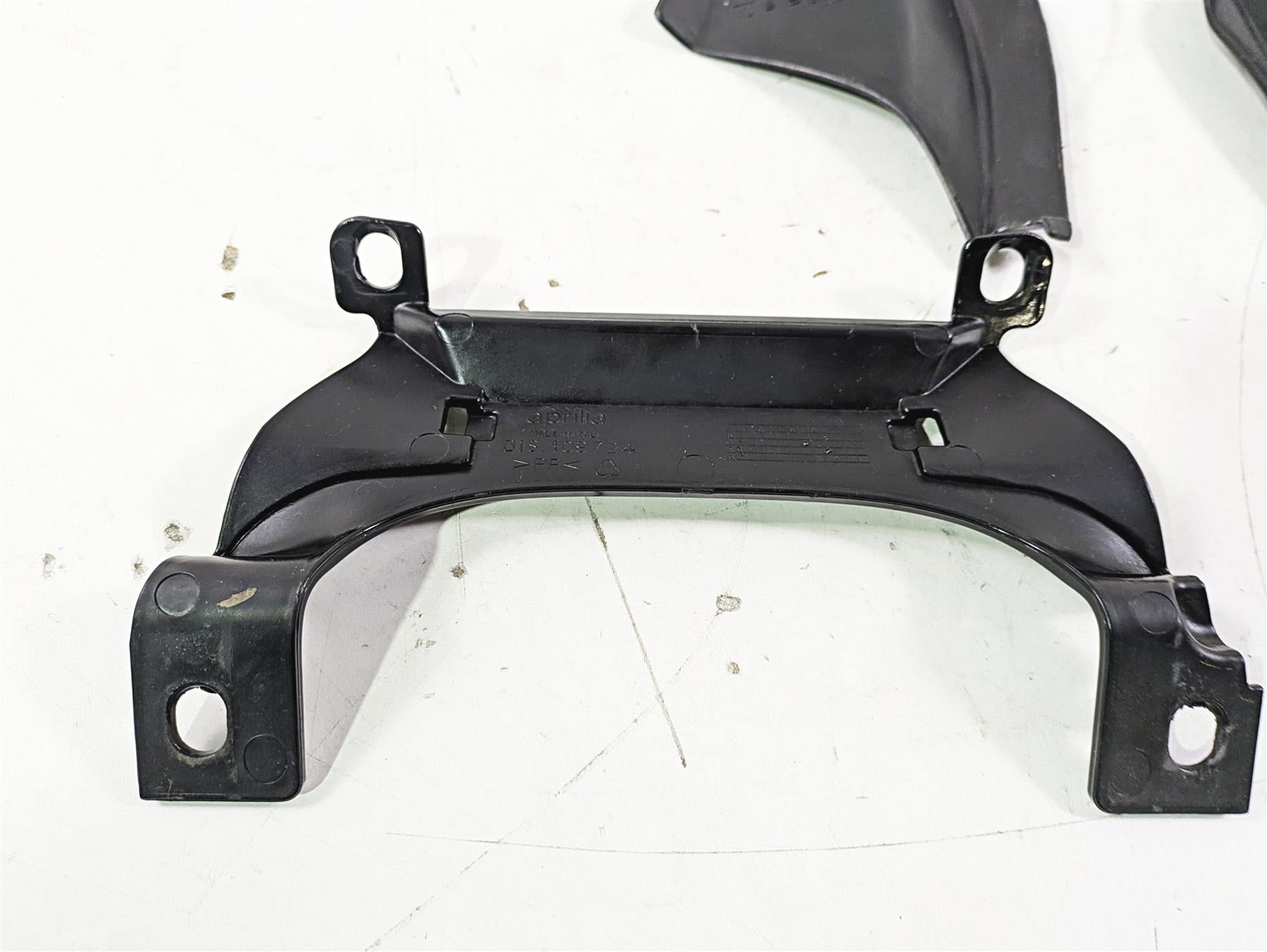 2008 Aprilia RSVR 1000 Factory Upper Inner Infill Cover Fairing Set 106414 {{ shop.shopifyCountryName }} - Mototech271