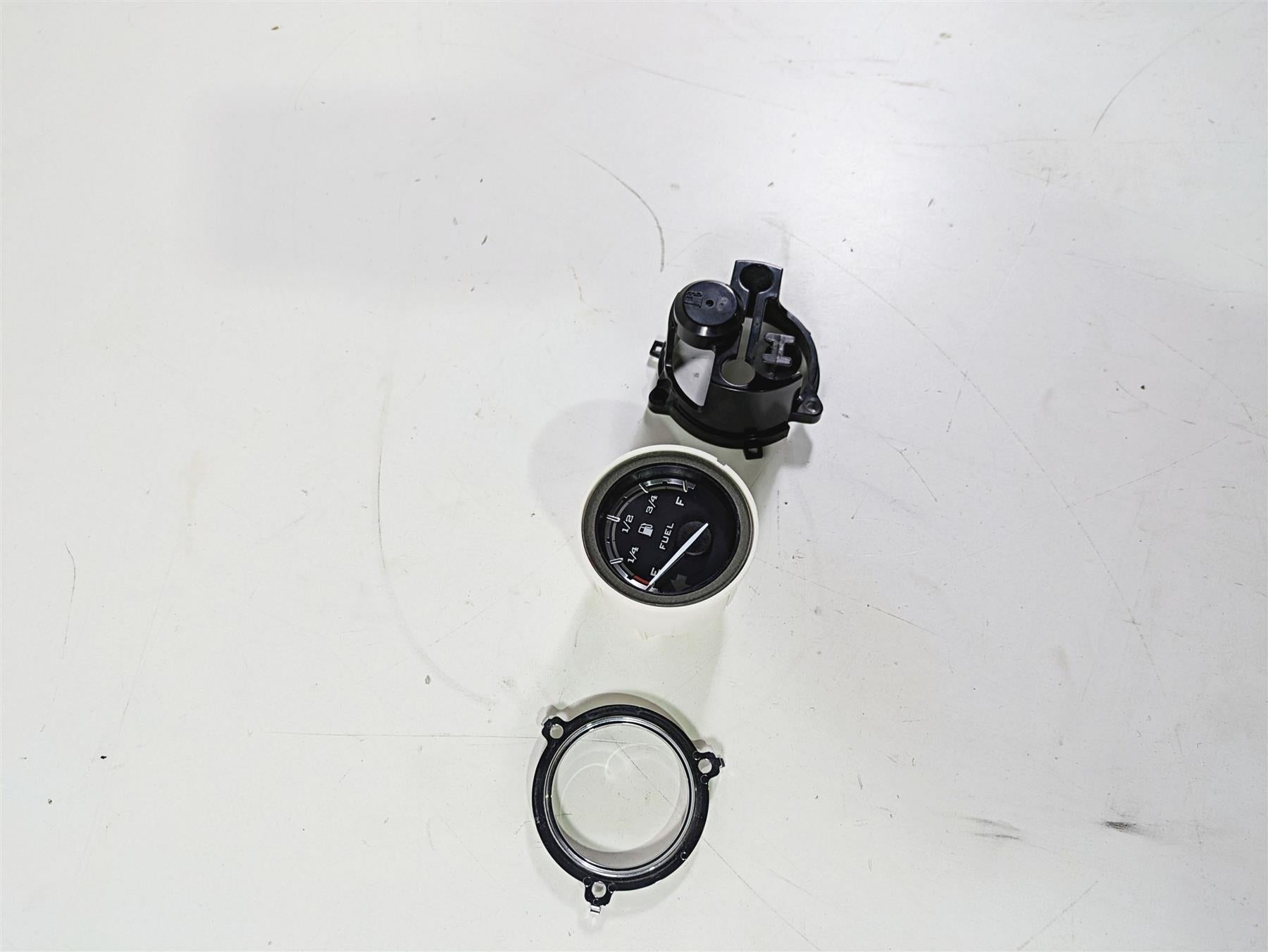 2017 Harley Touring FLHTKSE CVO E-Glide Fuel Gas Petrol Level Gauge 70900296 {{ shop.shopifyCountryName }} - Mototech271
