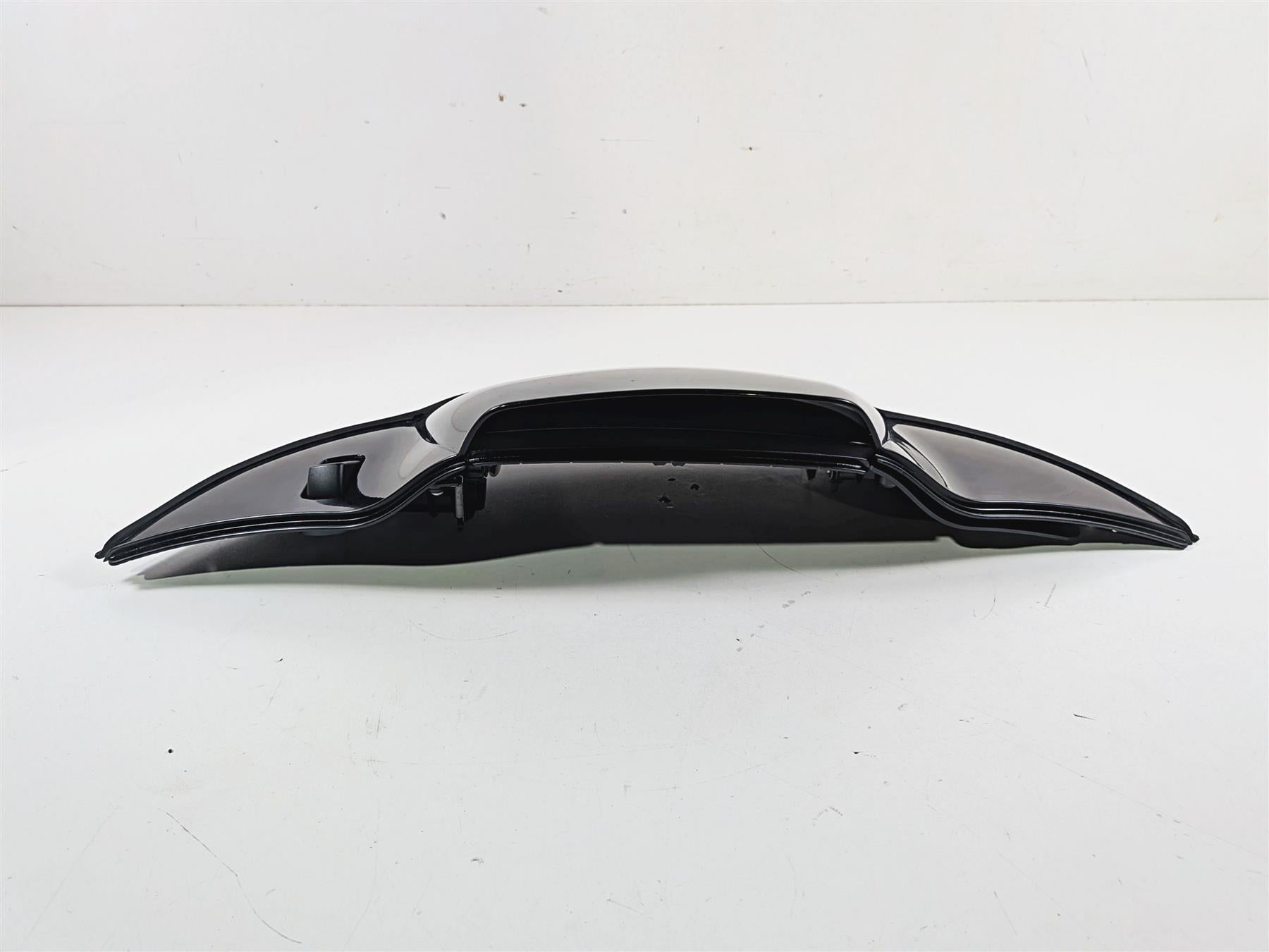 2020 Harley Touring FLTRK Road Glide Air Vent Duct Upper Fairing -Read 29200042 {{ shop.shopifyCountryName }} - Mototech271