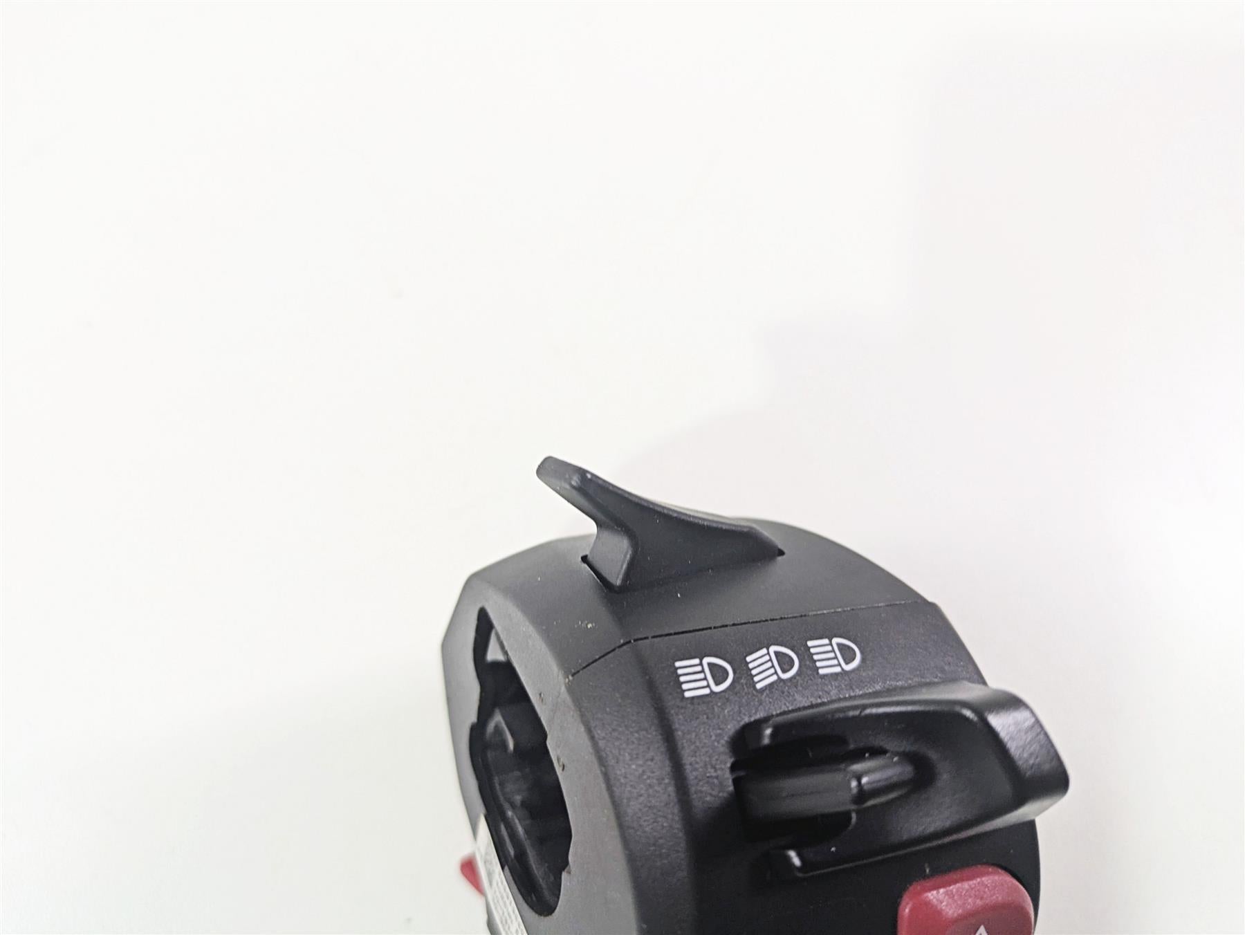 2022 BMW RnineT Pure K22 Left Hand Cruise Blinker Control Switch 61319480151 {{ shop.shopifyCountryName }} - Mototech271