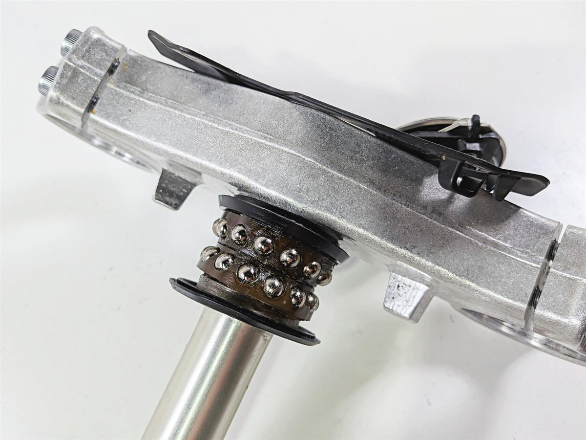 2022 Yamaha YZF R1 R1M RN65 Lower Triple Tree Steering Clamp 2CR-23340-00-00-Mototech271